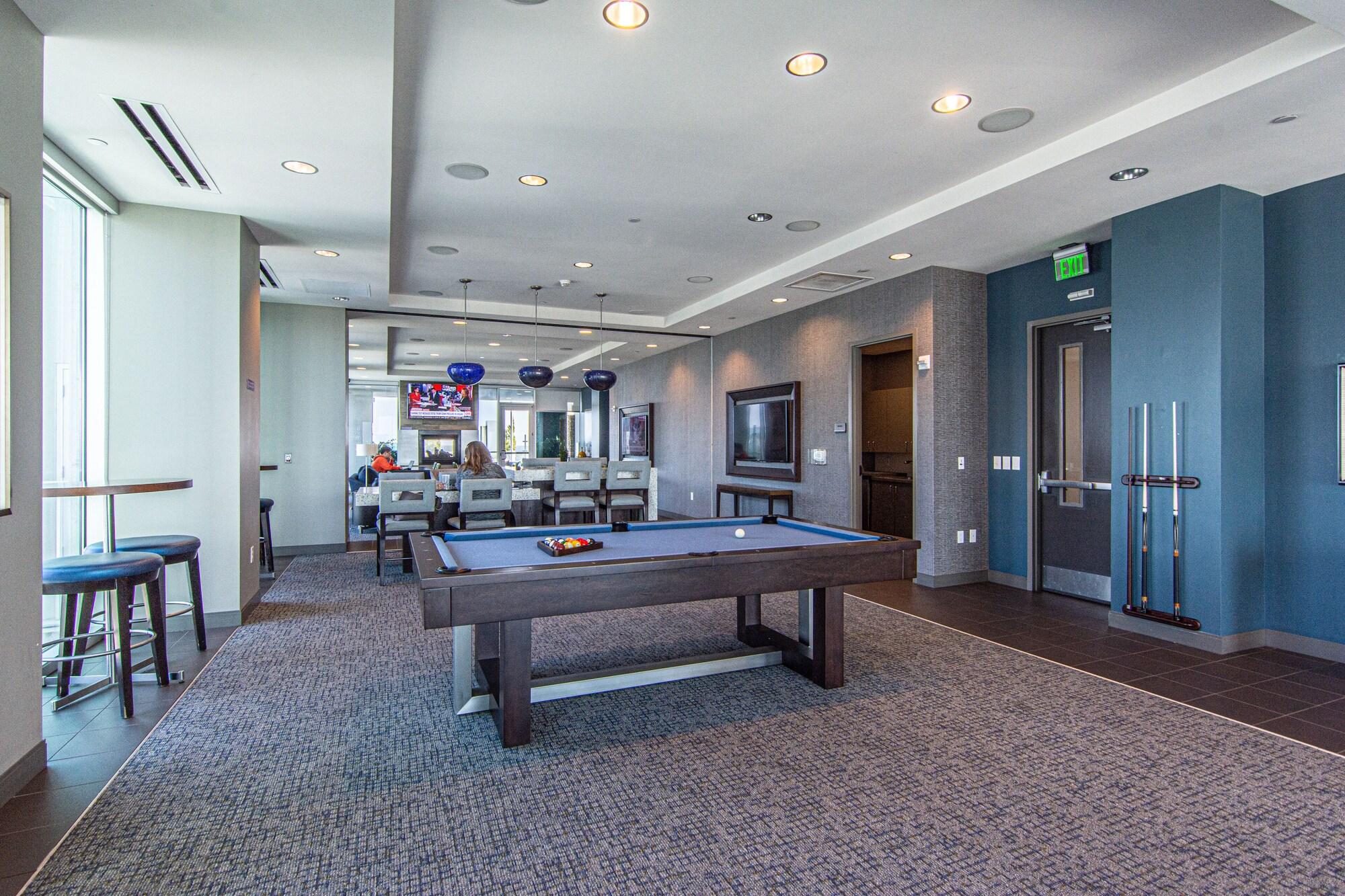 Instalaciones Recreativas CHIC COLLECTION by NOHOTEL on 6th Street