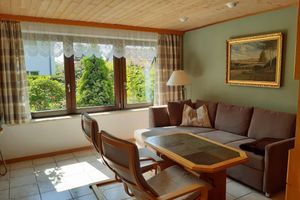 Renta Vacacional - Comfortable apartment high above Dresden at the top of the Elbe valley