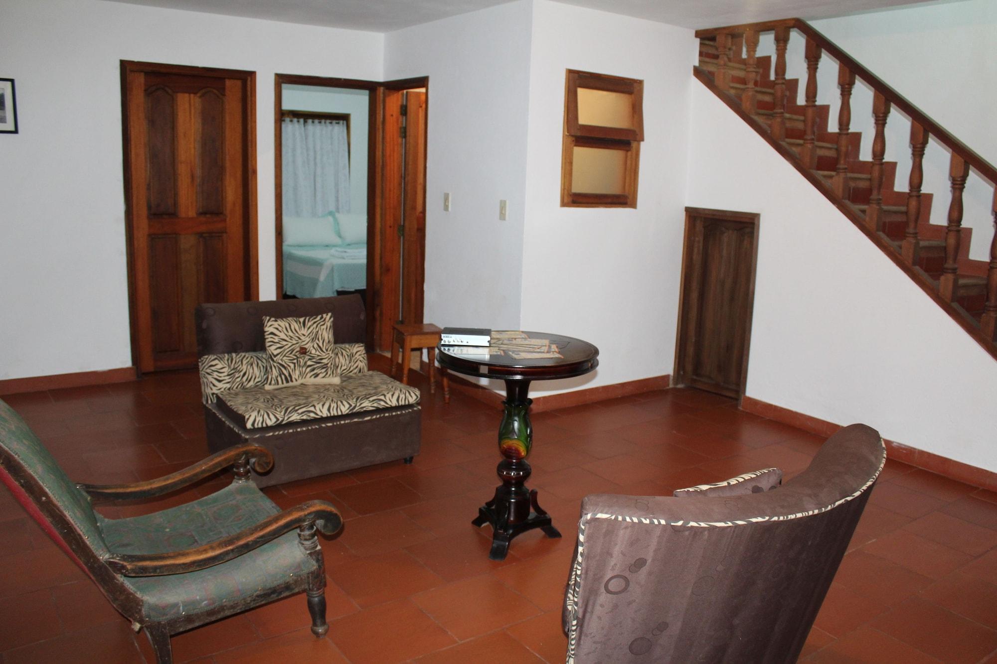 Vista Lobby Hostal El Pino