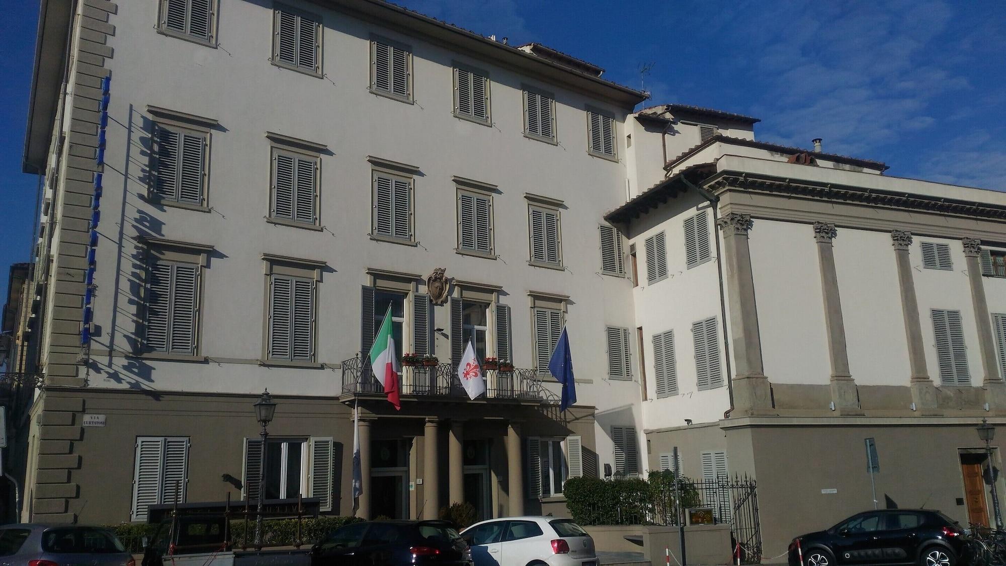 Vista Exterior Hotel Executive Florence