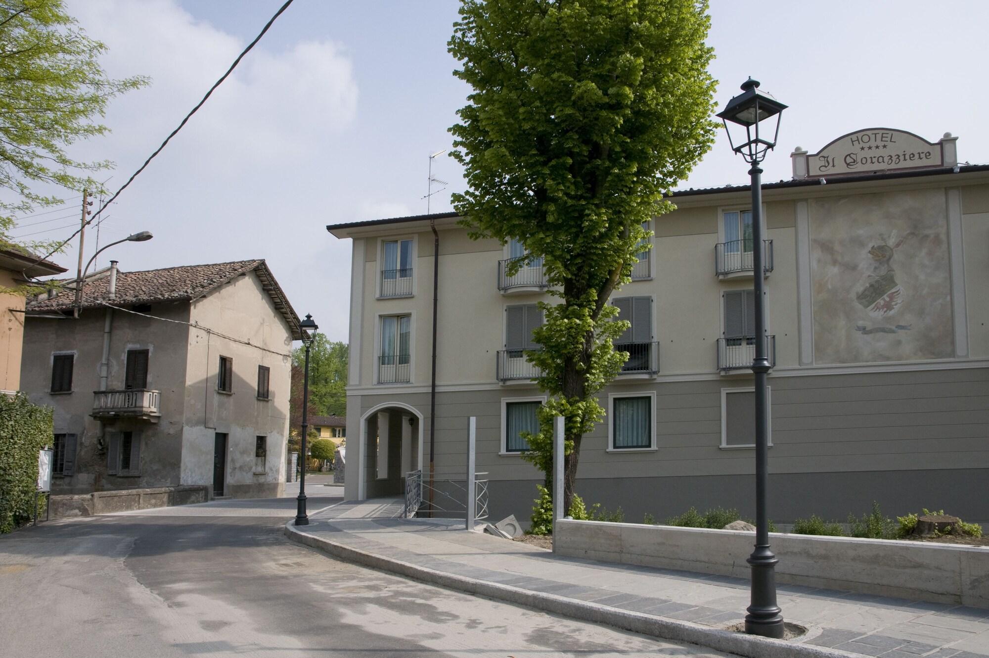 Vista Exterior Hotel Ristorante Il Corazziere