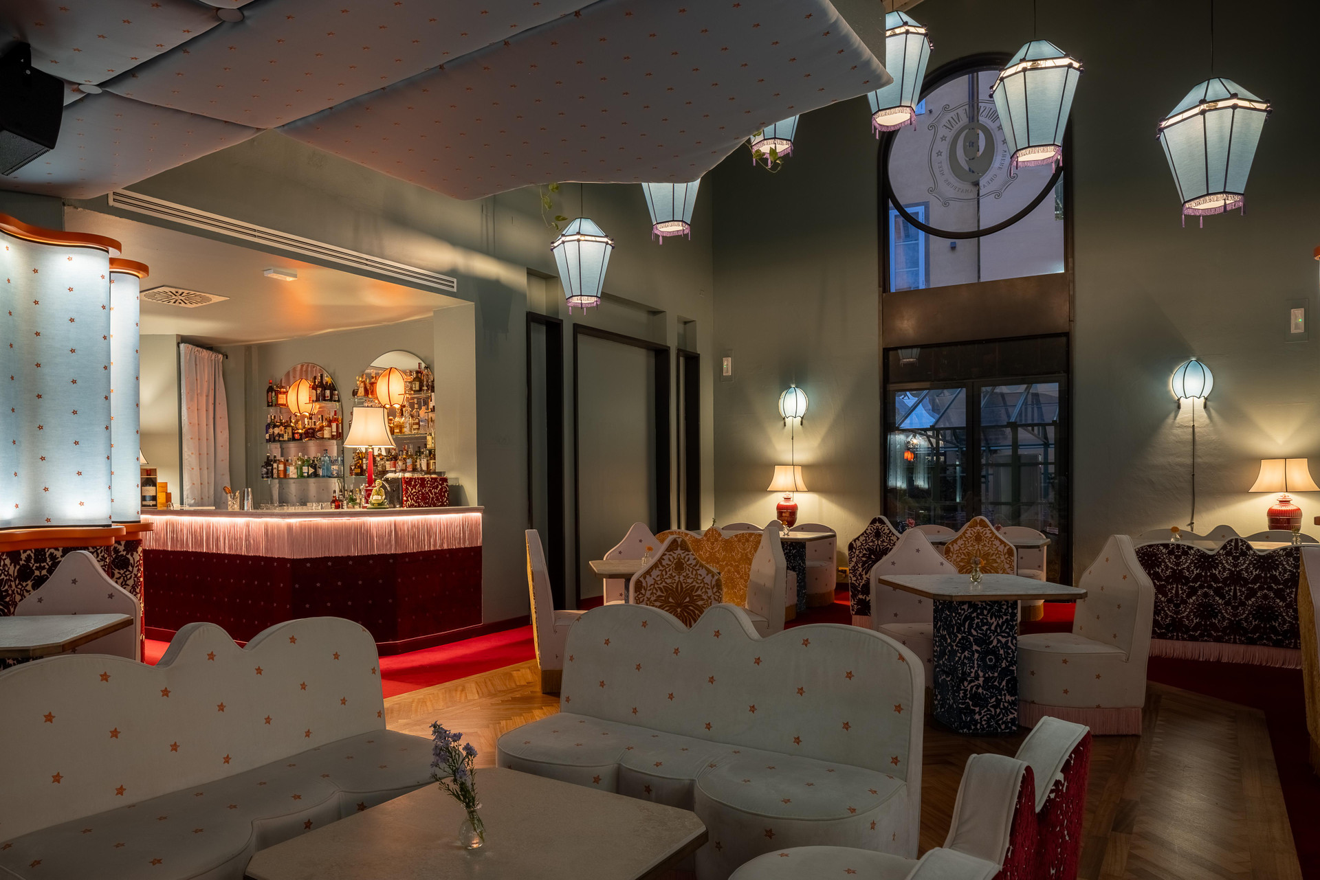Restaurant Hotel Number Nine