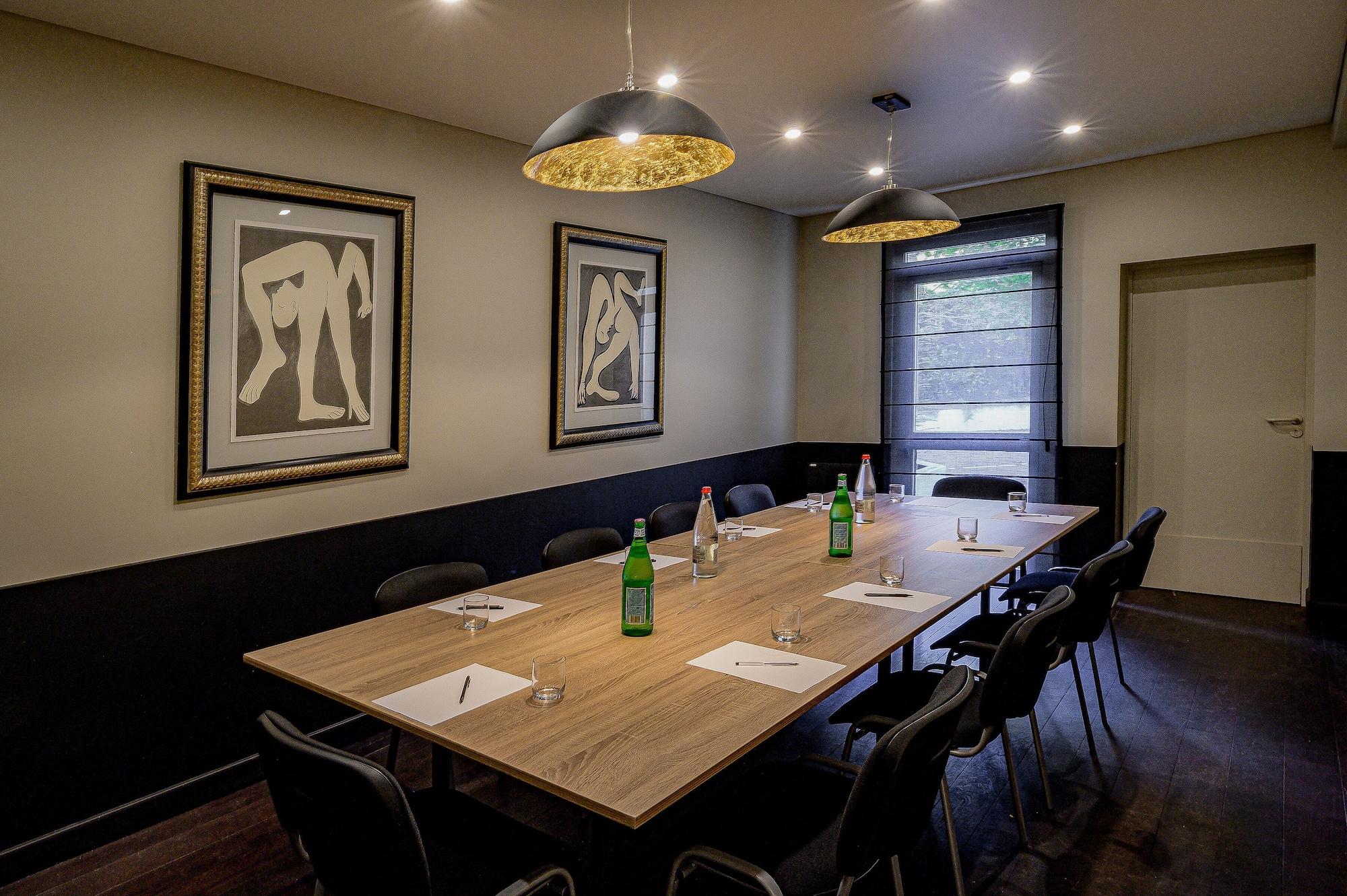 Sala de Reuniones Hotel Quorum