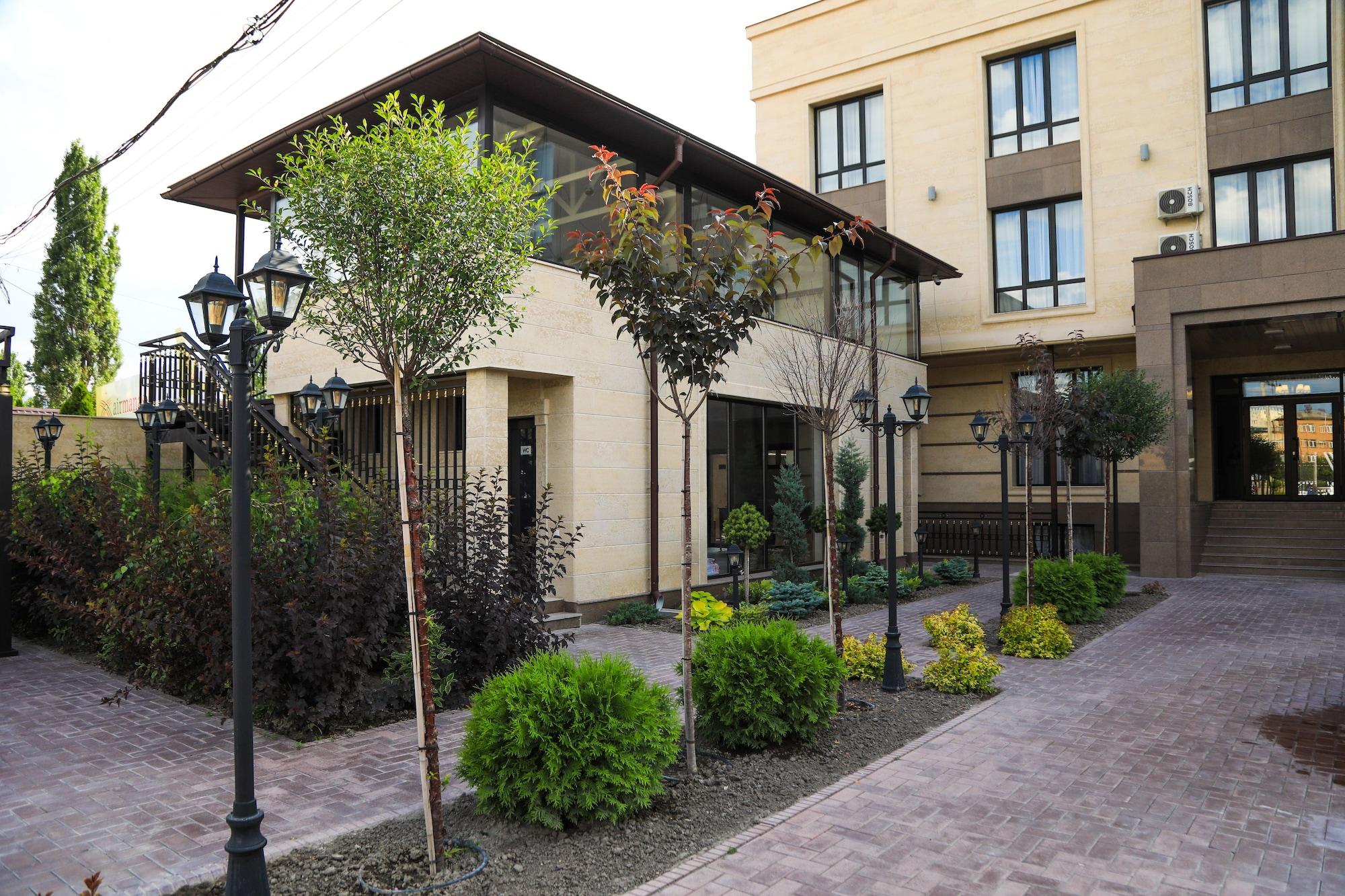 Bar/Salón Oasis residence