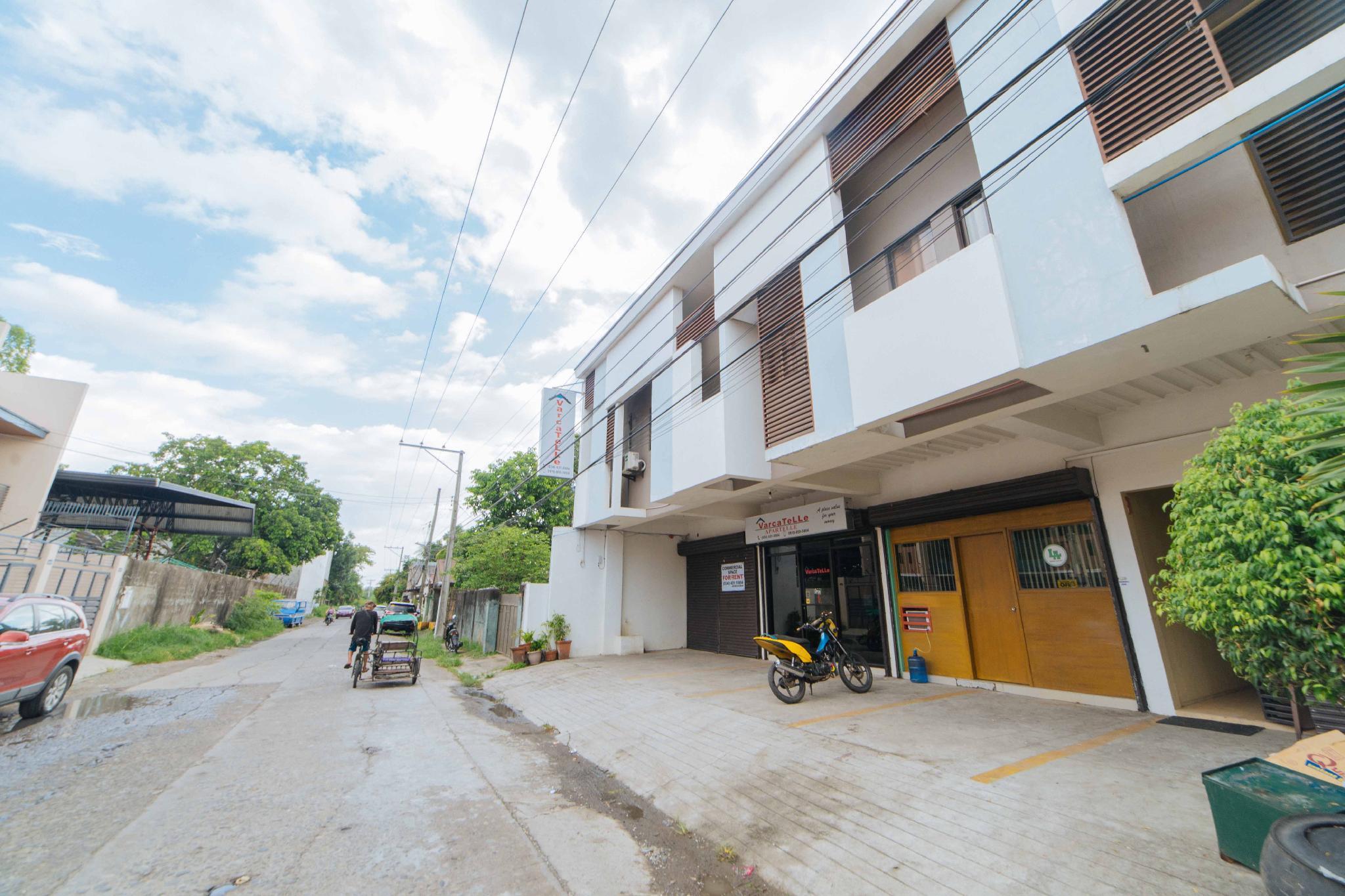 Vista Exterior RedDoorz near New Government Center