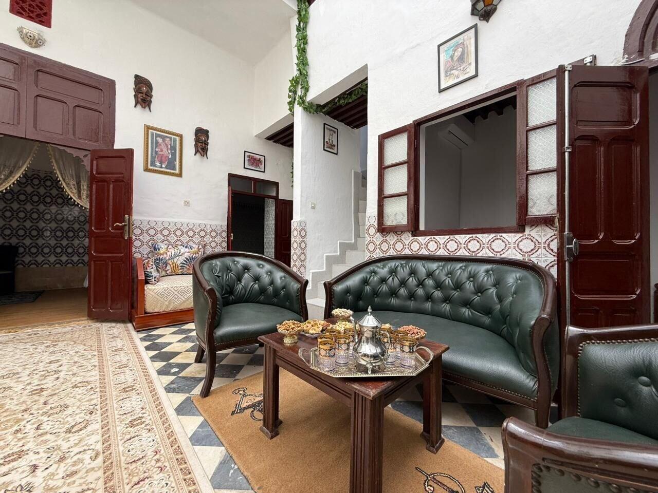 Equipamiento de Habitación DAR SAAD