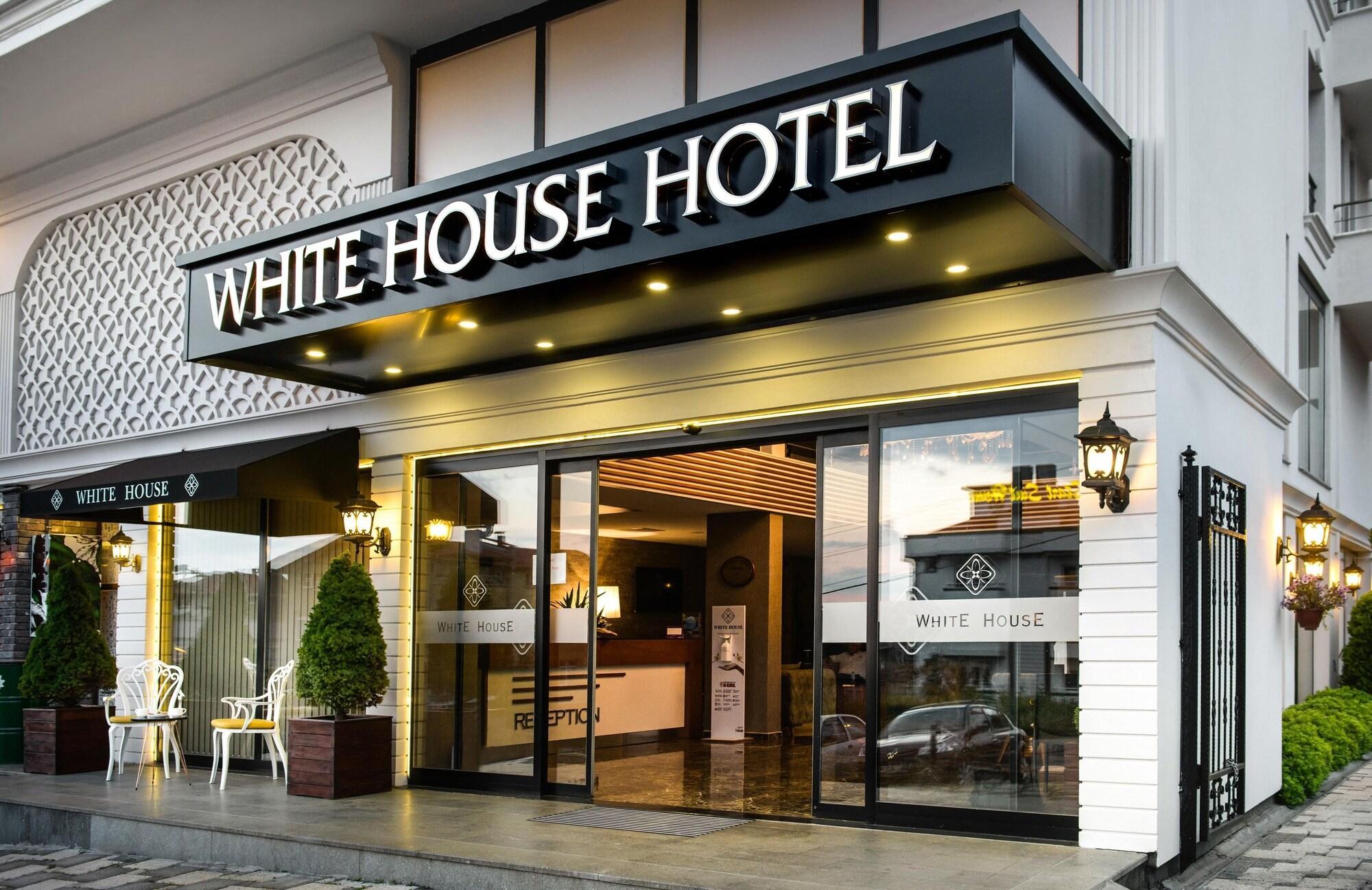 Vista Exterior White House Hotel