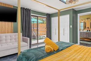 Alquiler Vacacional - Pet Friendly Tropical Villa, Heated Salt Pool
