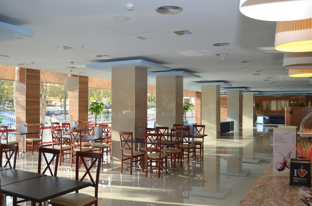 Bar/Salón Hotel Reus Park