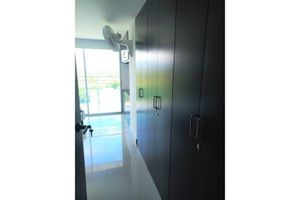 Alquiler Vacacional - Apartamento Bien Ubicado, Moderno, Full Wi-fi