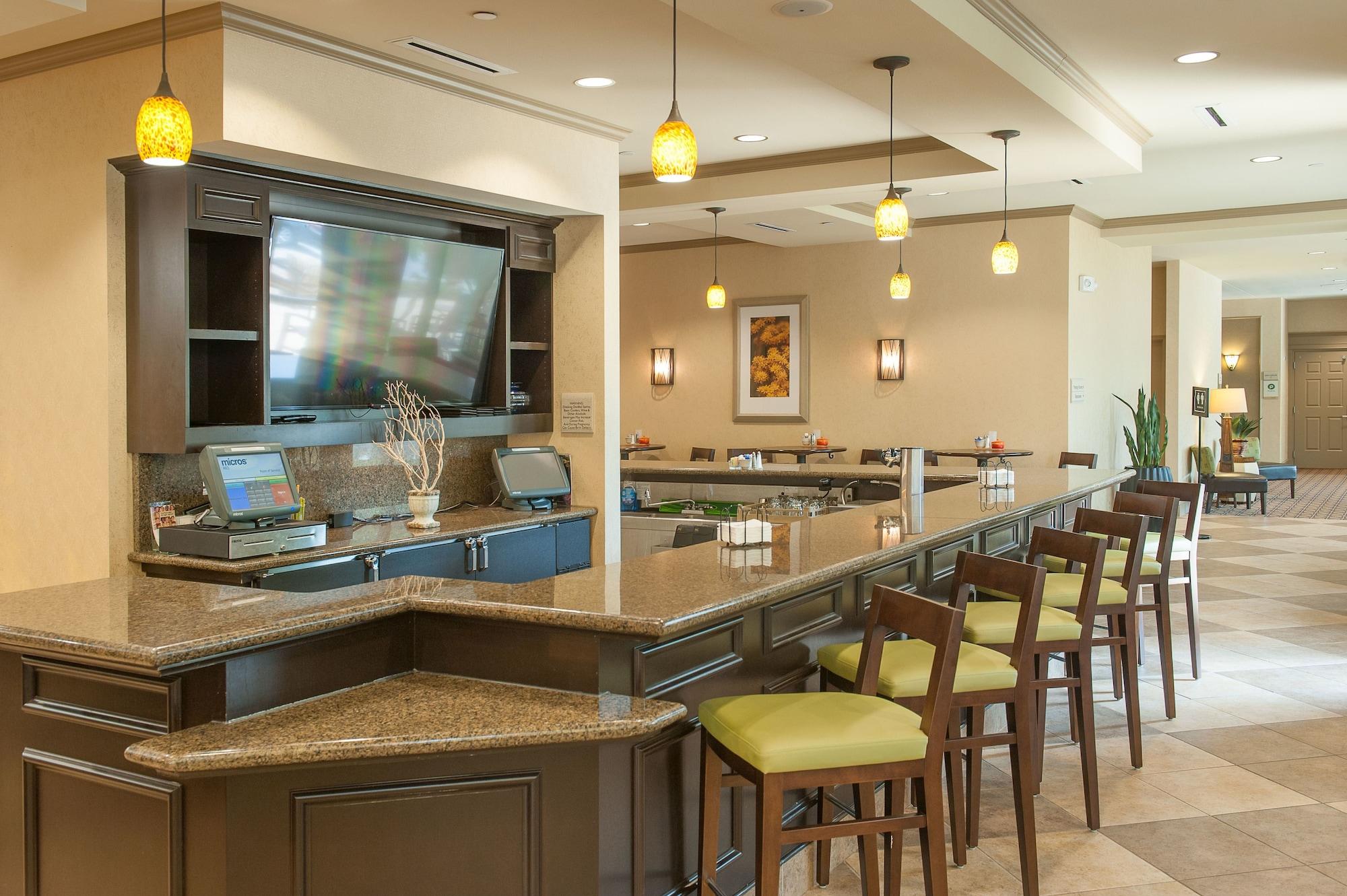 Bar/Salón Hilton Garden Inn Pensacola Airport - Medical Center