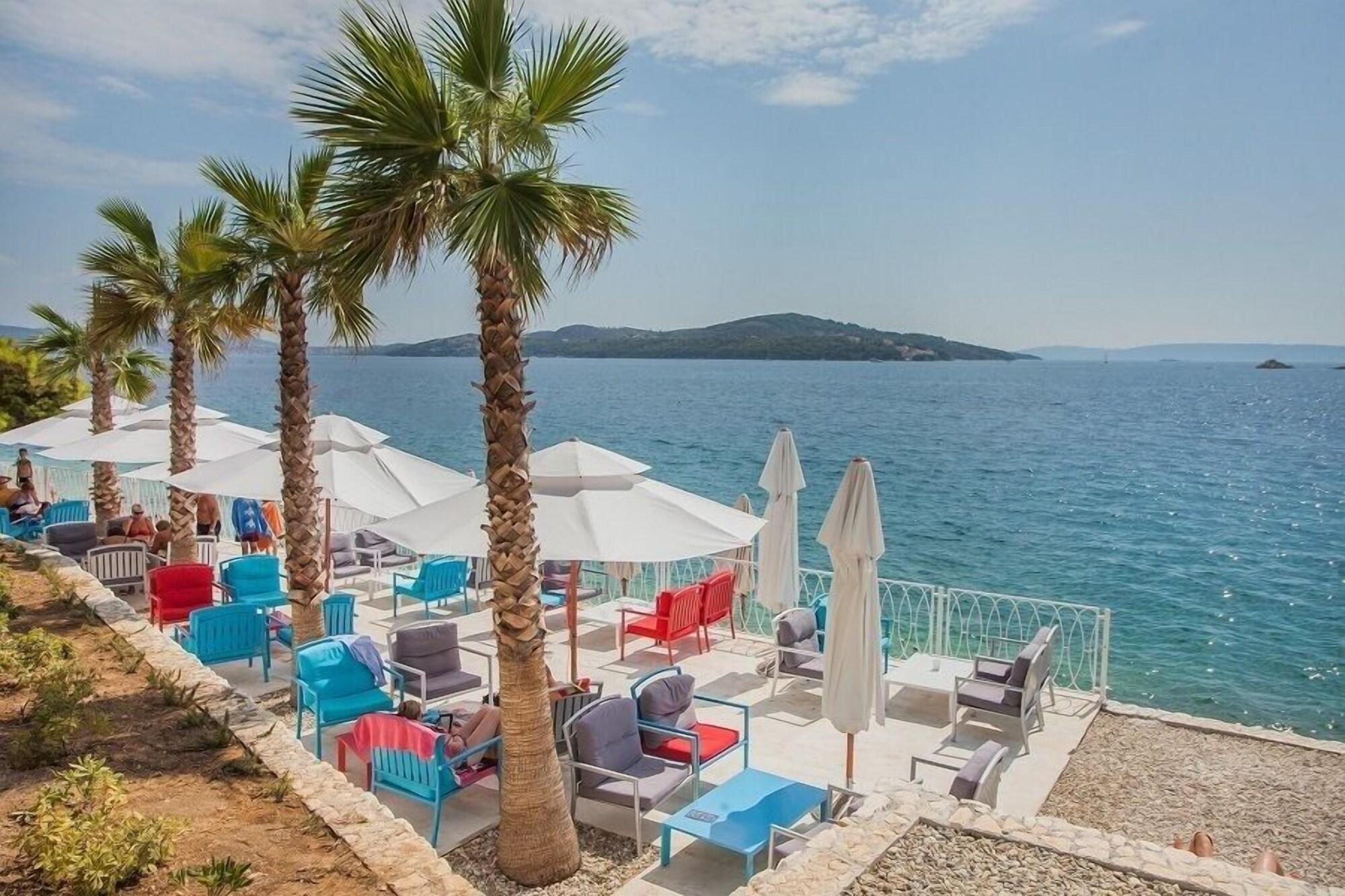 Bar/Salón Salve Croatia Homes Amadria Park Trogir