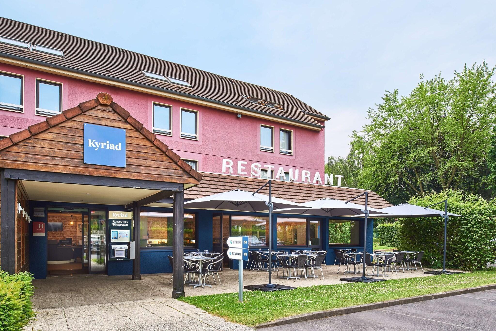 Vista Exterior Kyriad Lille - Mons En Baroeul