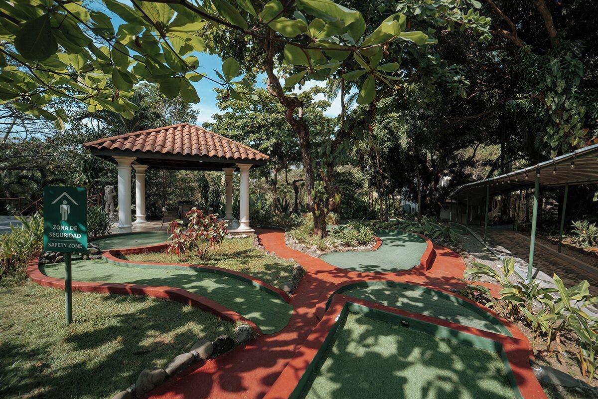 Campo de Golf Vista Suites at Parador