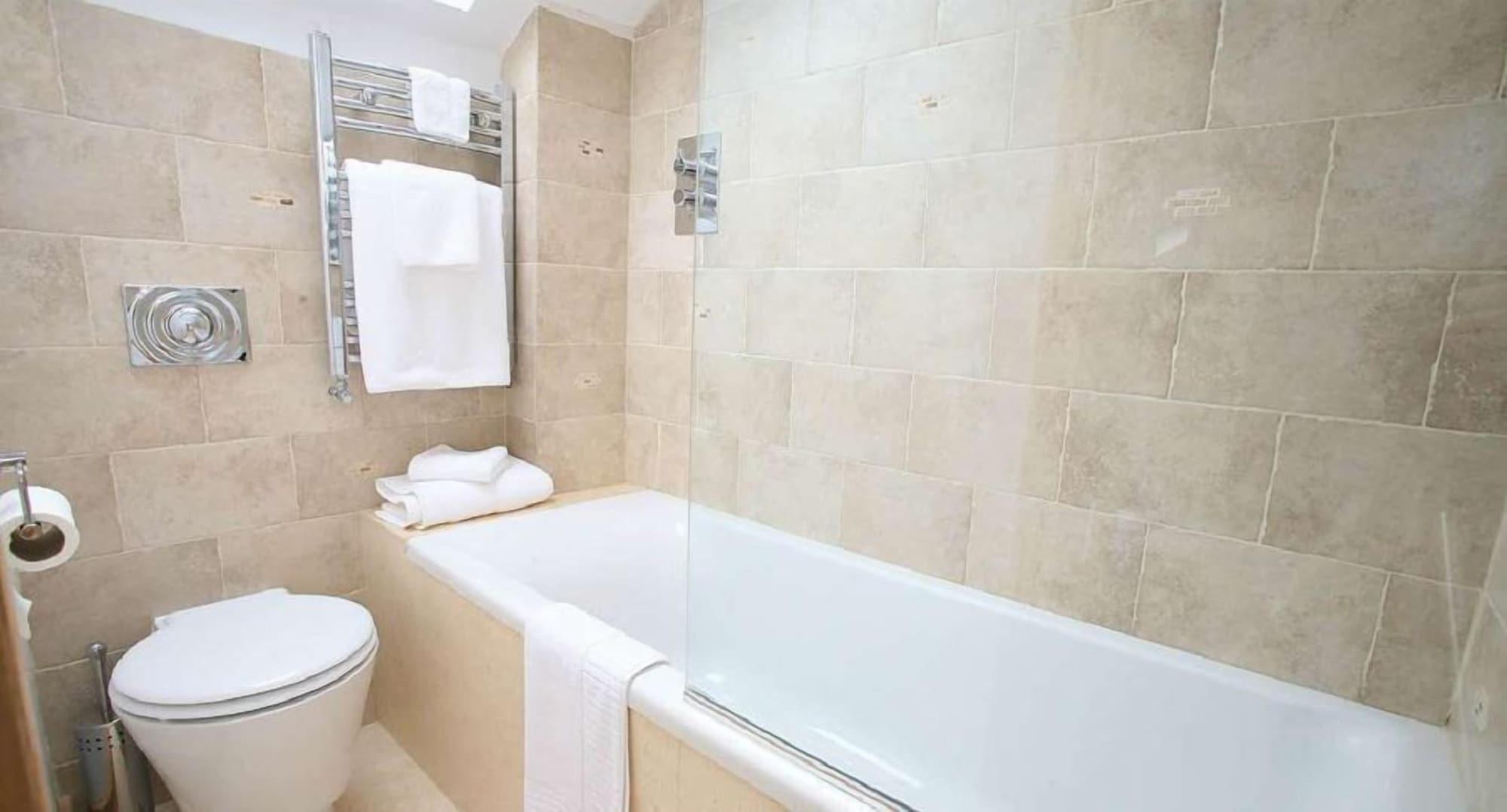 Equipamiento de Habitación Arc Harrogate