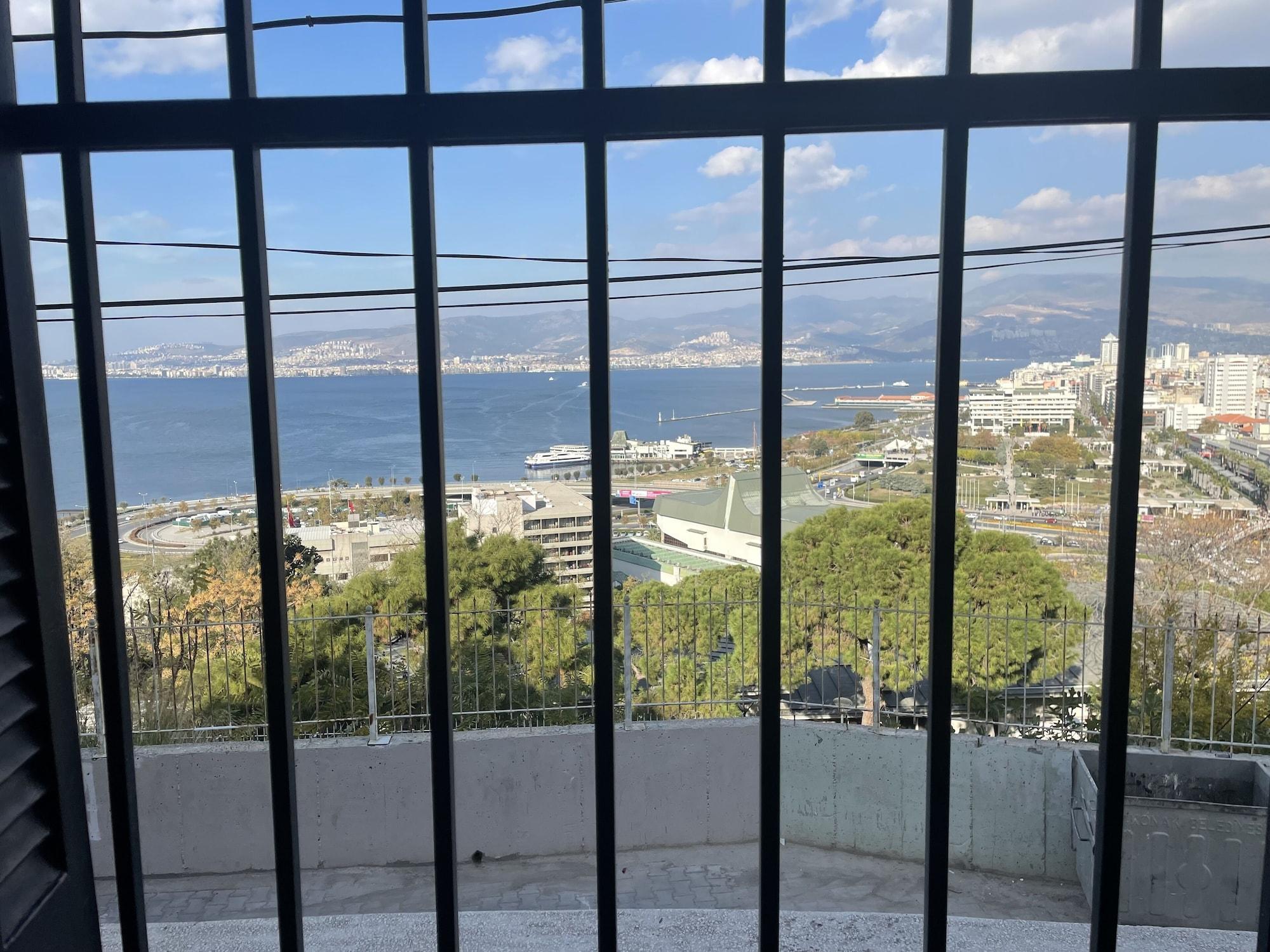 Varios Buyuk Konak Izmir