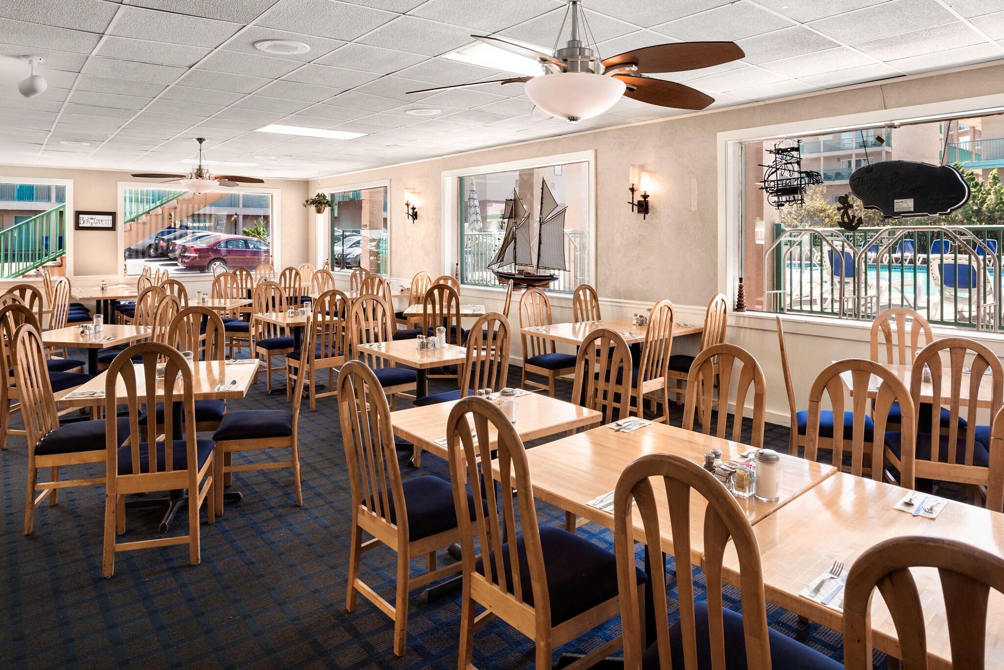 Restaurant Days Inn by Wyndham Ocean City Oceanfront