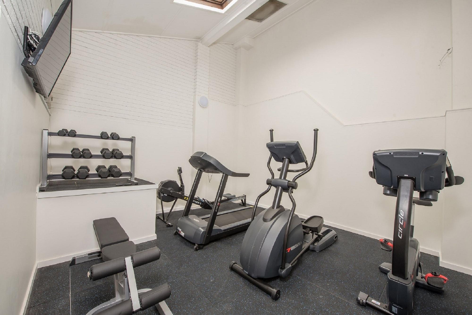 Gimnasio Alpine Gables