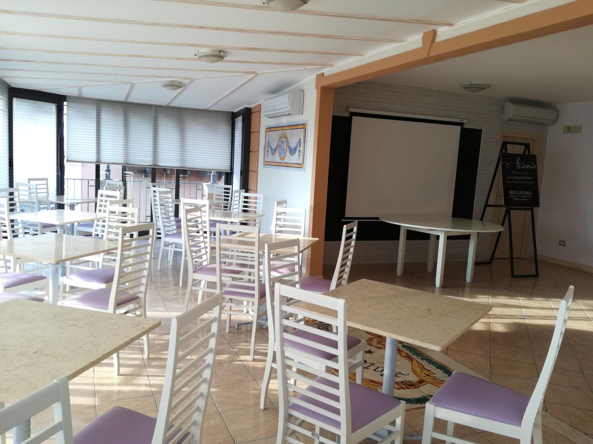 Sala de Reuniones Hotel Centrale