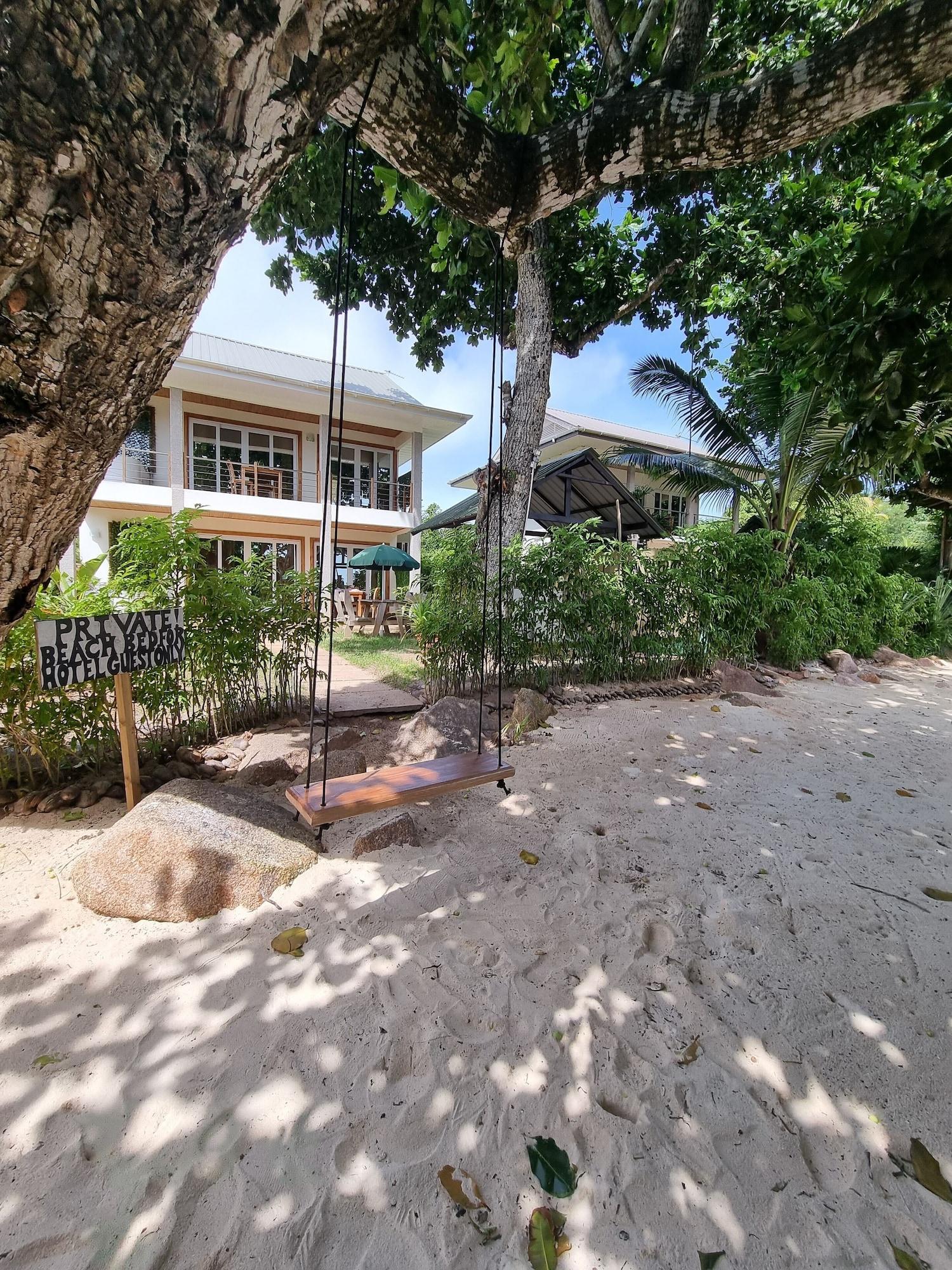 Vista Exterior La Digue Luxury Beach Bungalow Spa & Gym