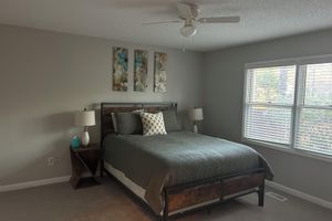 Alquiler Vacacional - Renovated Townhome Near Pinehurst  -Monthly Renters and Pets Welcome!