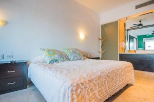 Alquiler Vacacional - Las Brisas 402 1 Bedroom Condo by RedAwning
