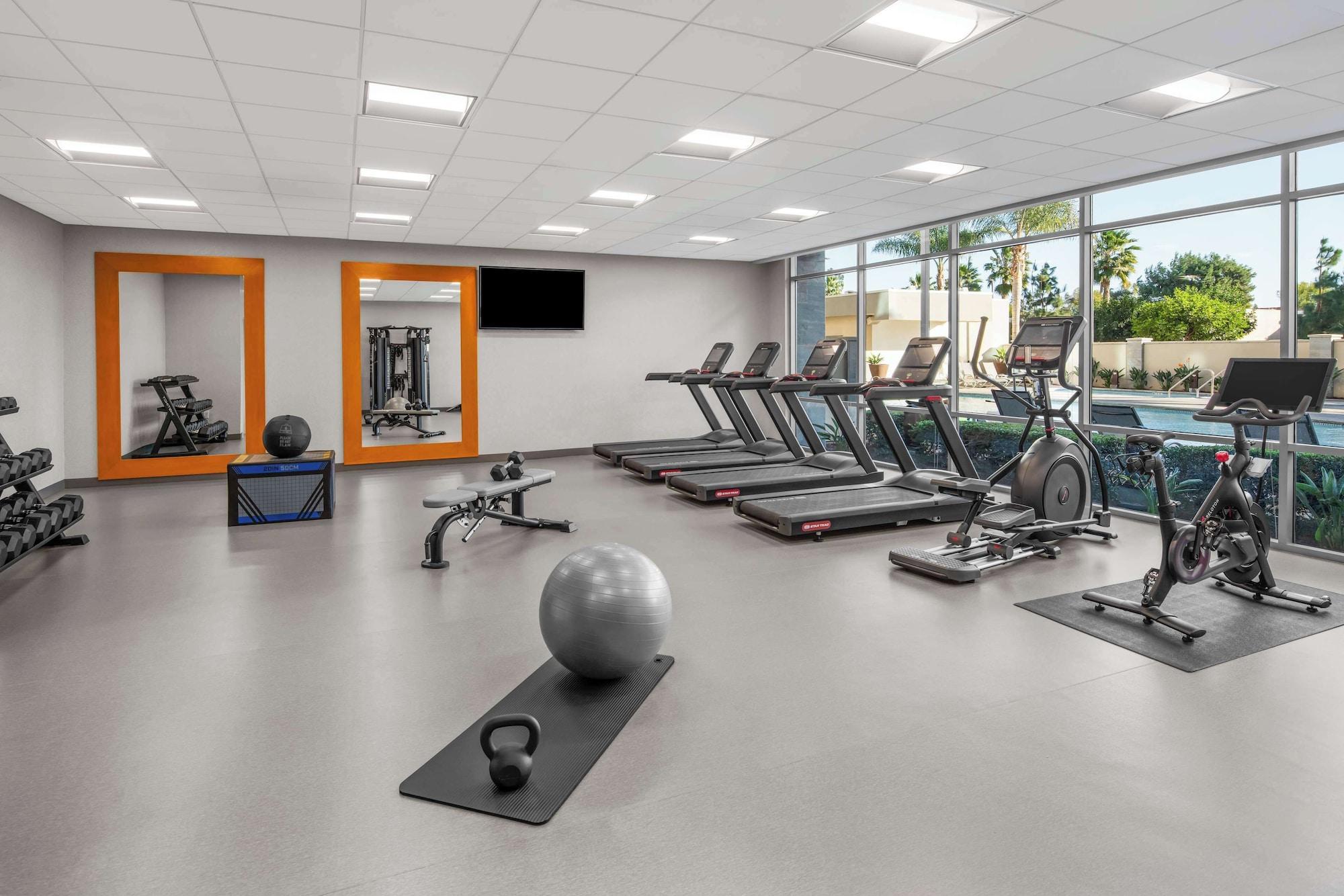 Gimnasio Homewood Suites by Hilton Anaheim Resort – Convention Center