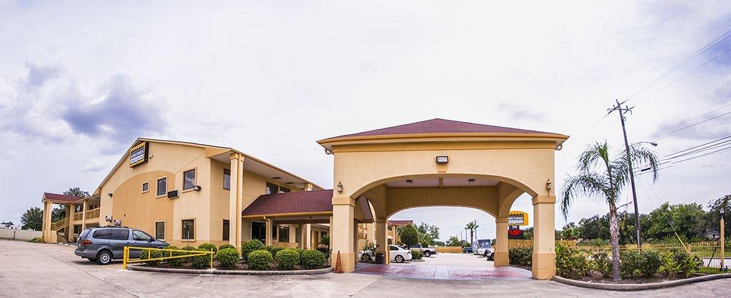 Varios Downtowner Inn and Suites Hobby