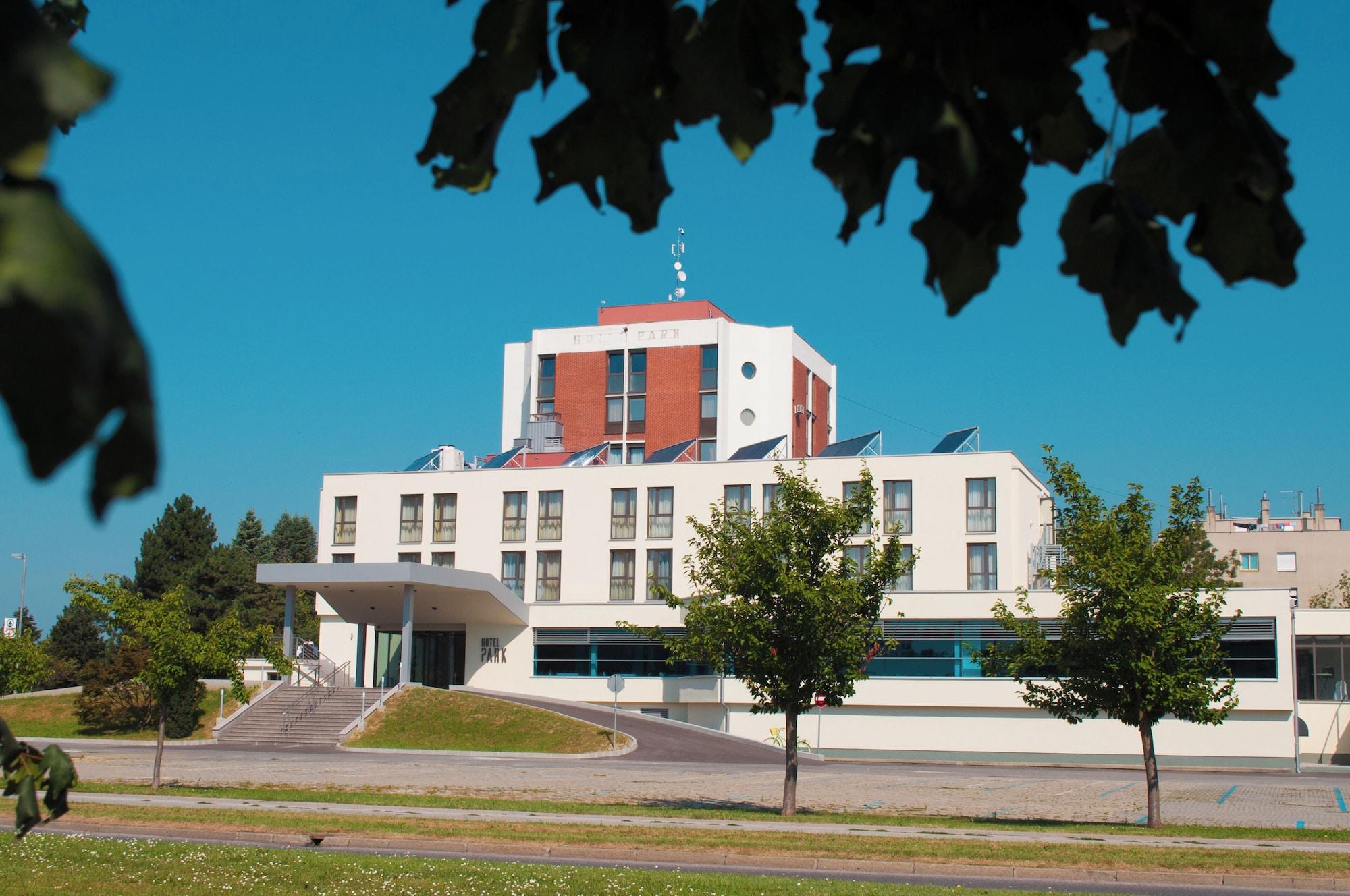 Varios Hotel Park Superior