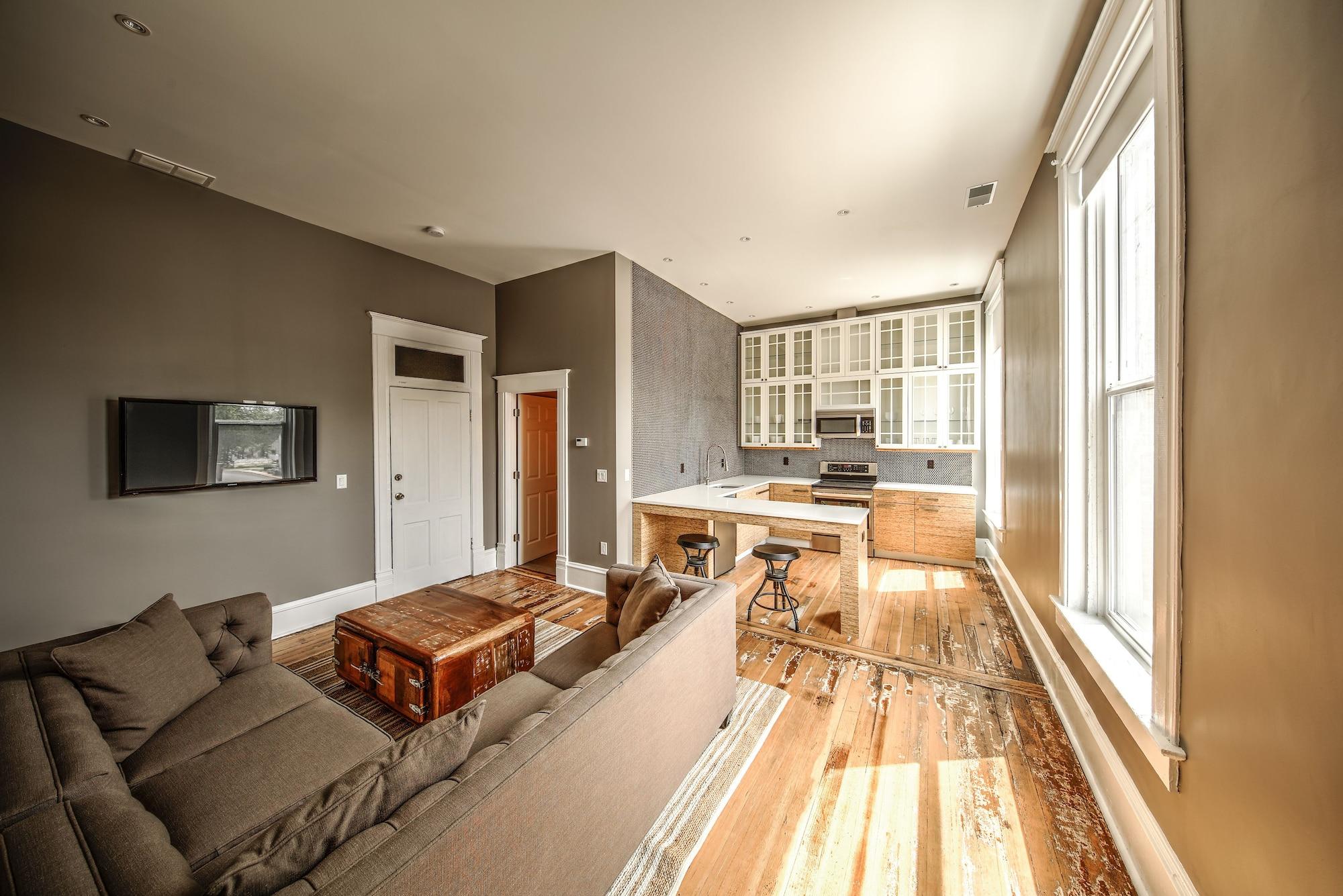 Varios The Harkness Hotel