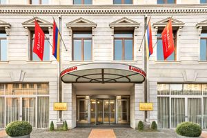 Pacote - Ramada Hotel & Suites by Wyndham Yerevan
