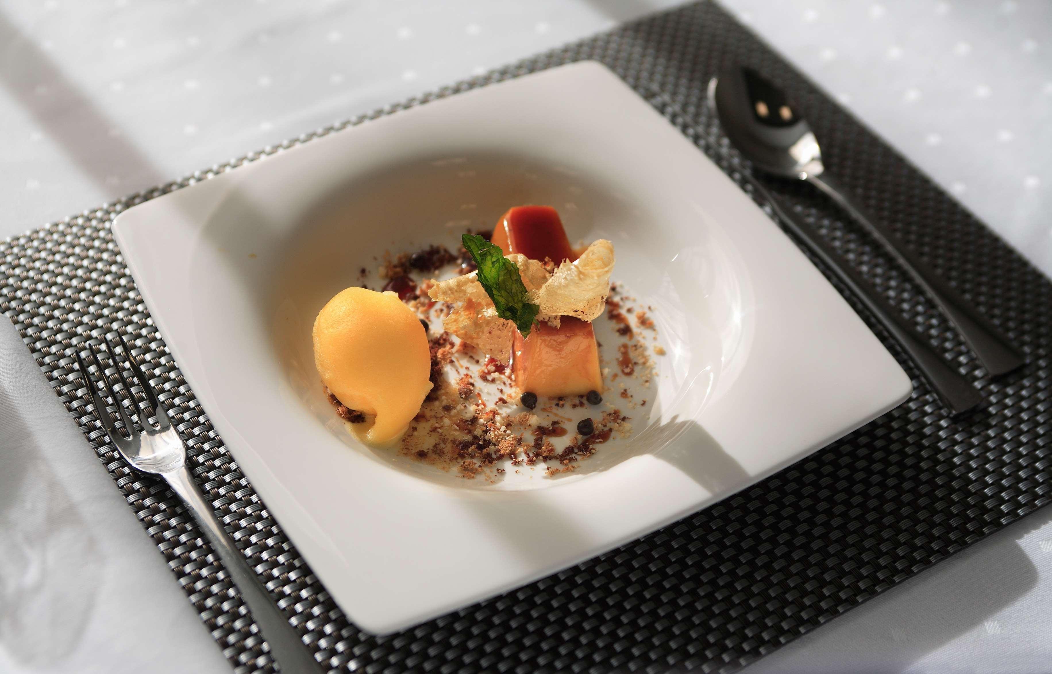 Restaurant Barceló Oviedo Cervantes