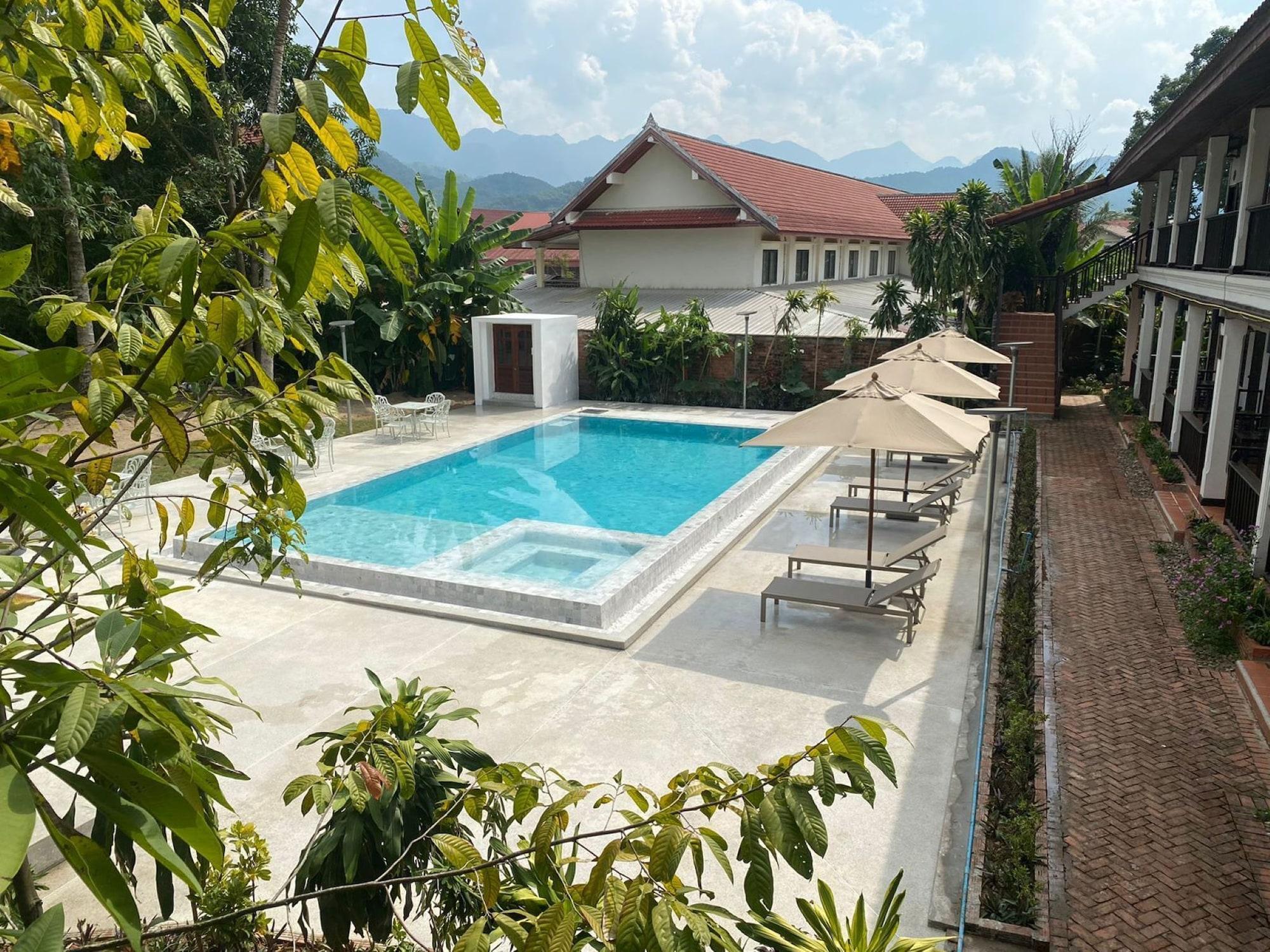 Varios Vangsavath Hotel