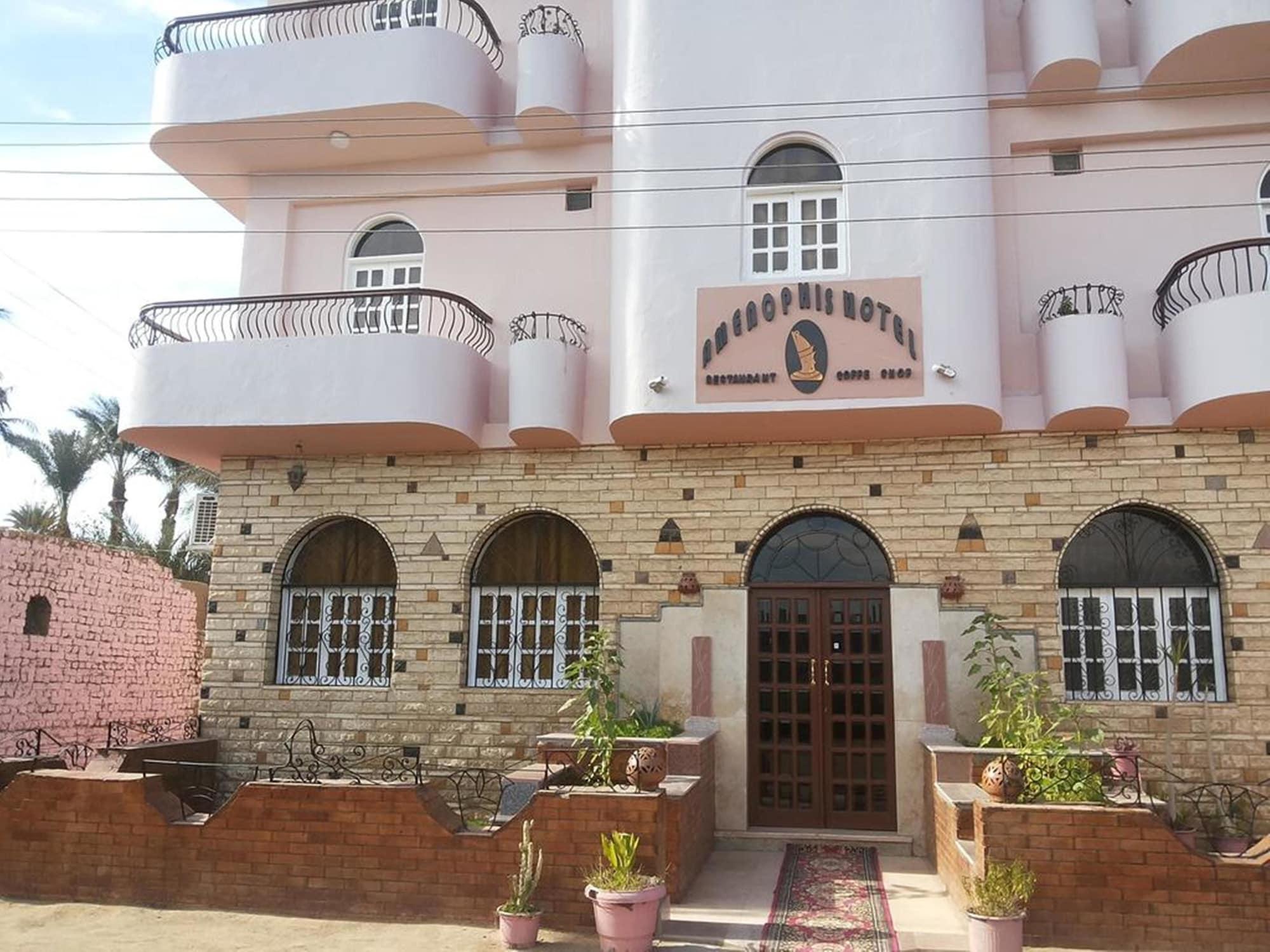 Vista Exterior Amenophis Hotel