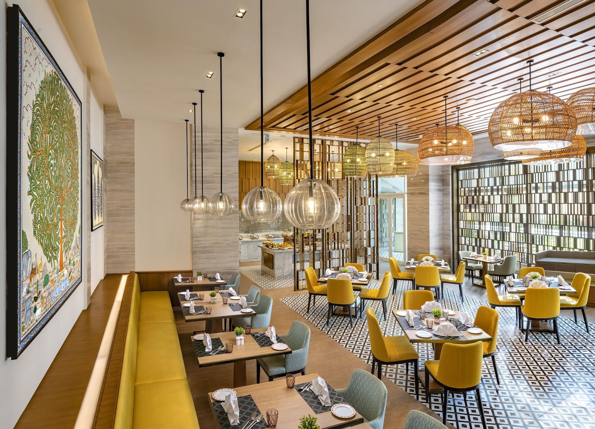 Restaurant Welcomhotel by ITC Hotels, Bhubaneswar