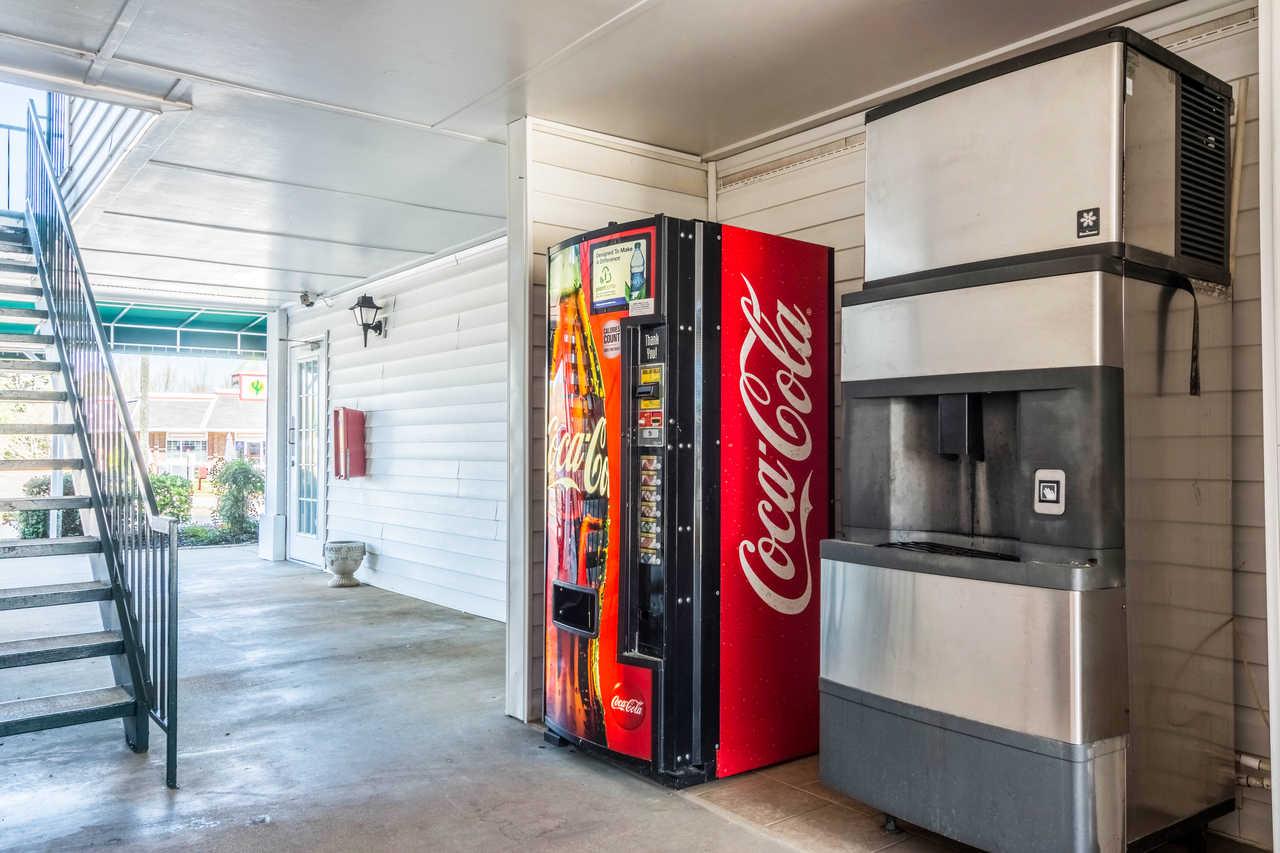 Bar/Salón Quality Inn Thomson Area