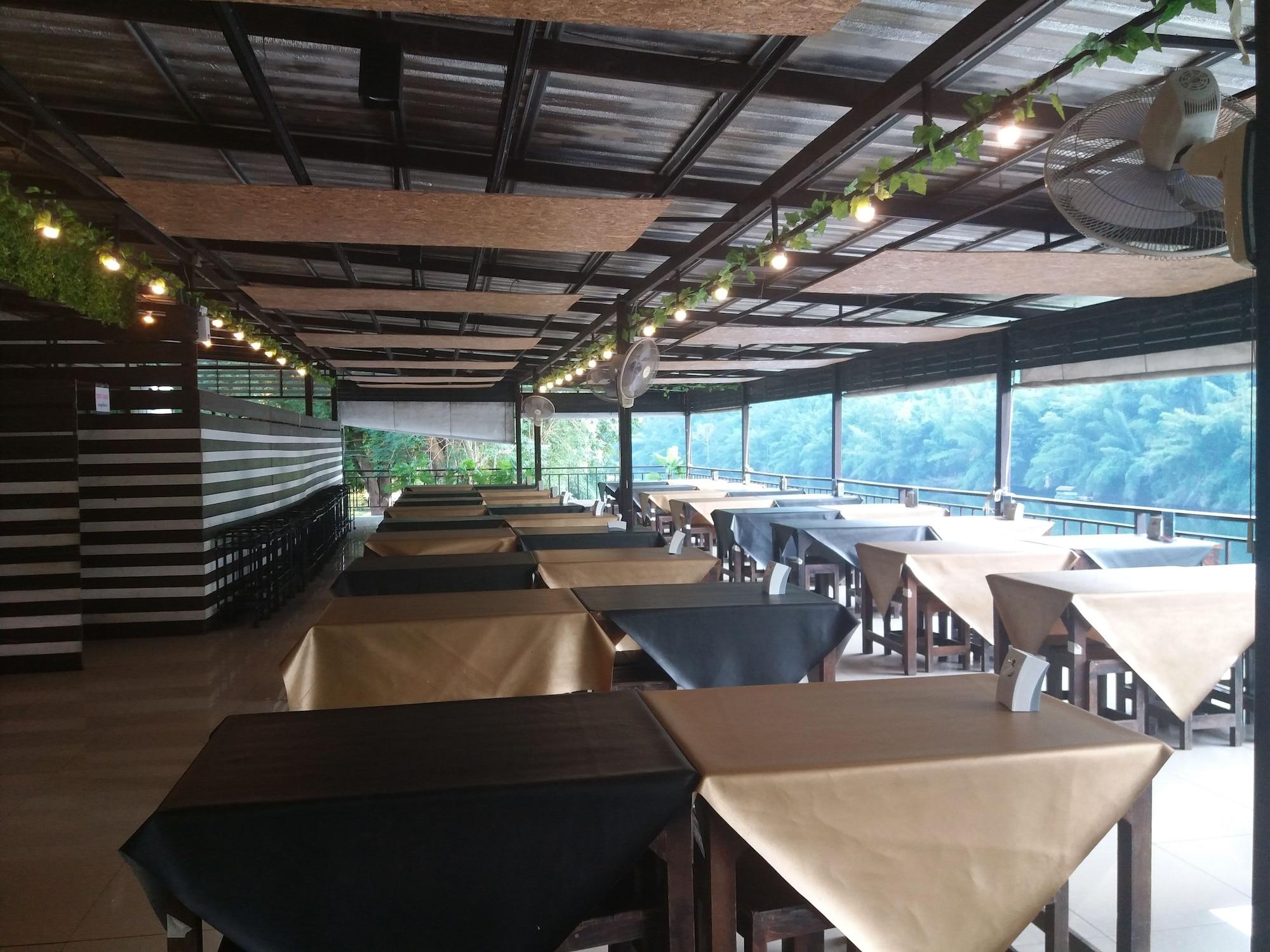 Restaurant Ingphupha Resort and Restaurant