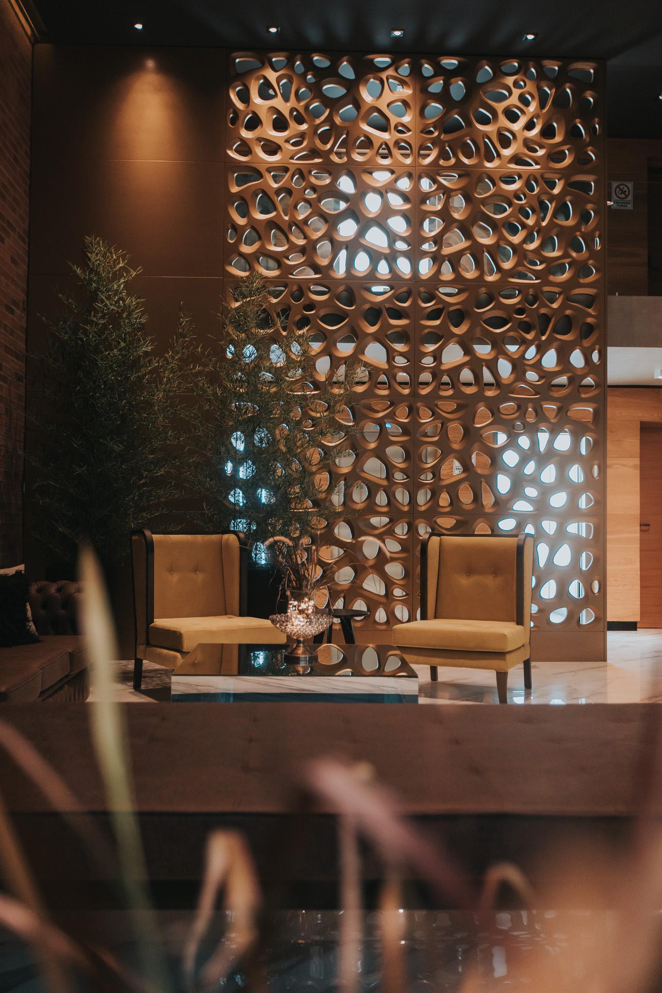 Vista Lobby Hotel Soho Suites