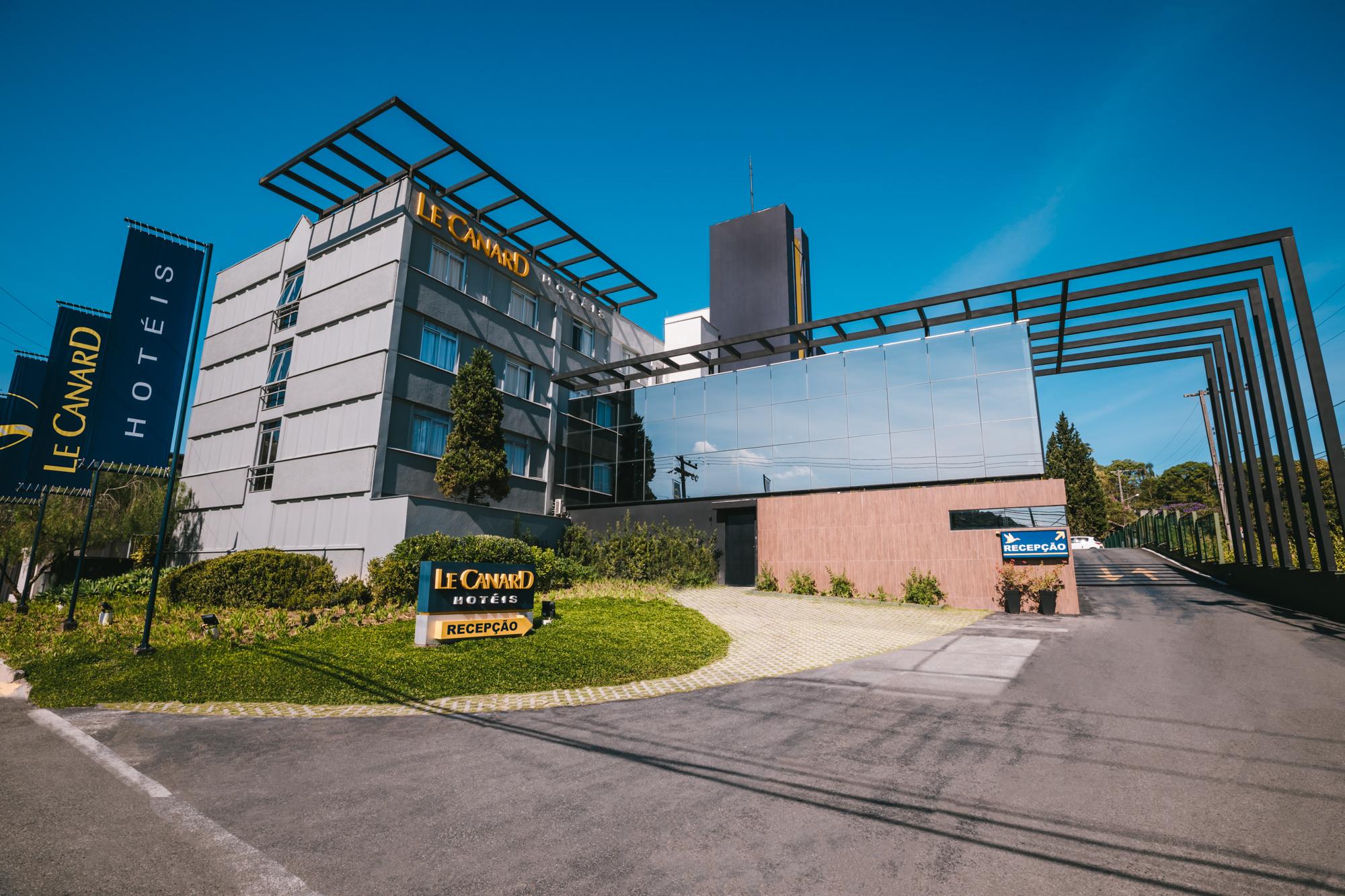 Vista Exterior Le Canard Joinville