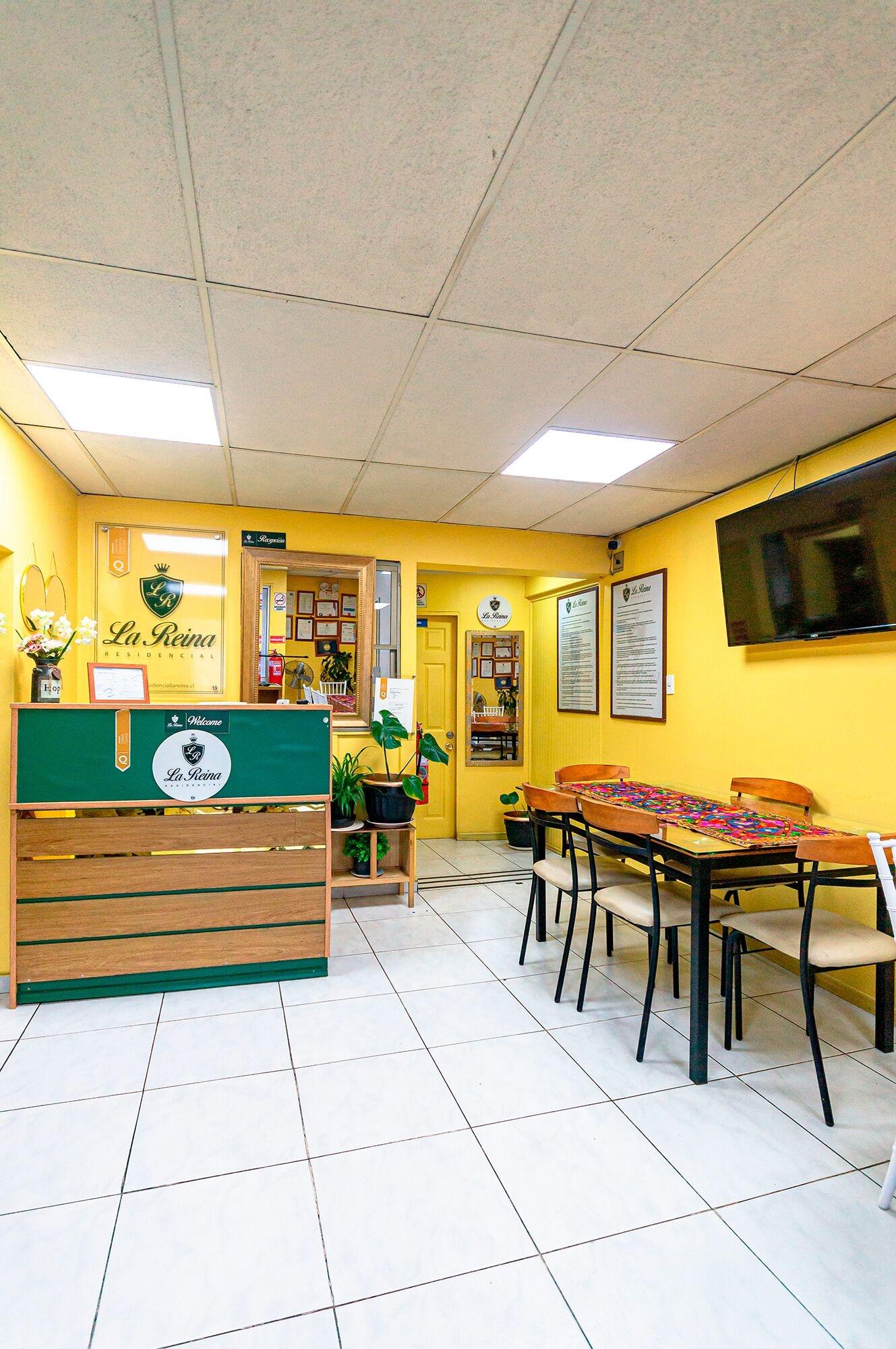 Restaurant Residencial Linares la Reina