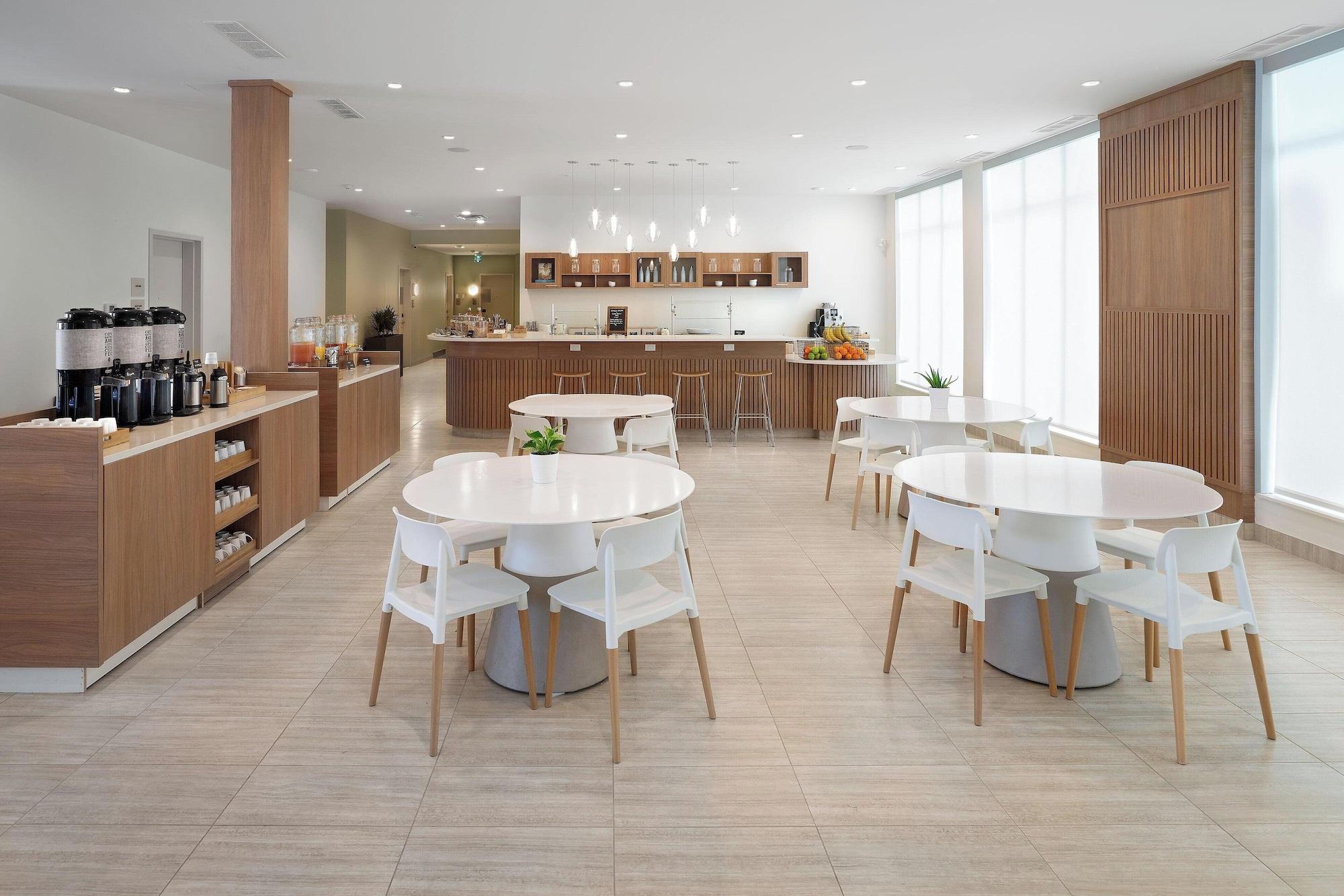 Restaurant Element Edmonton West