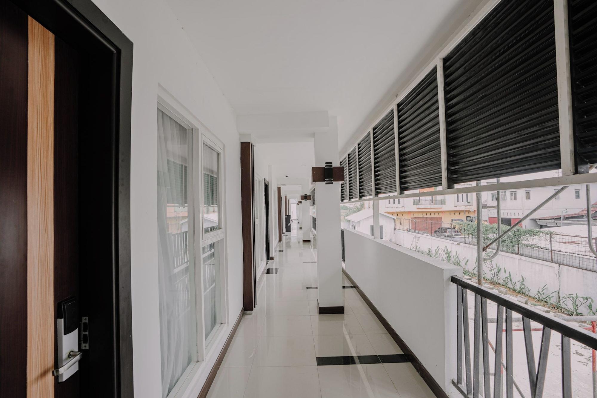 Vista Exterior Hotel 88 Batulicin by WH
