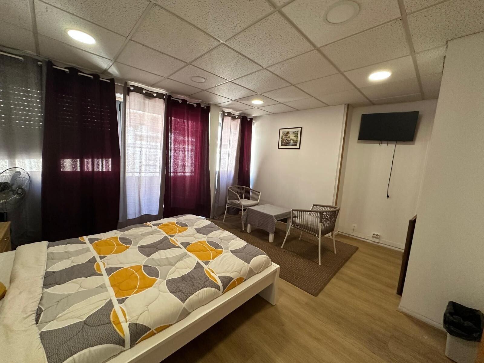 Varios Hostel Benformoso