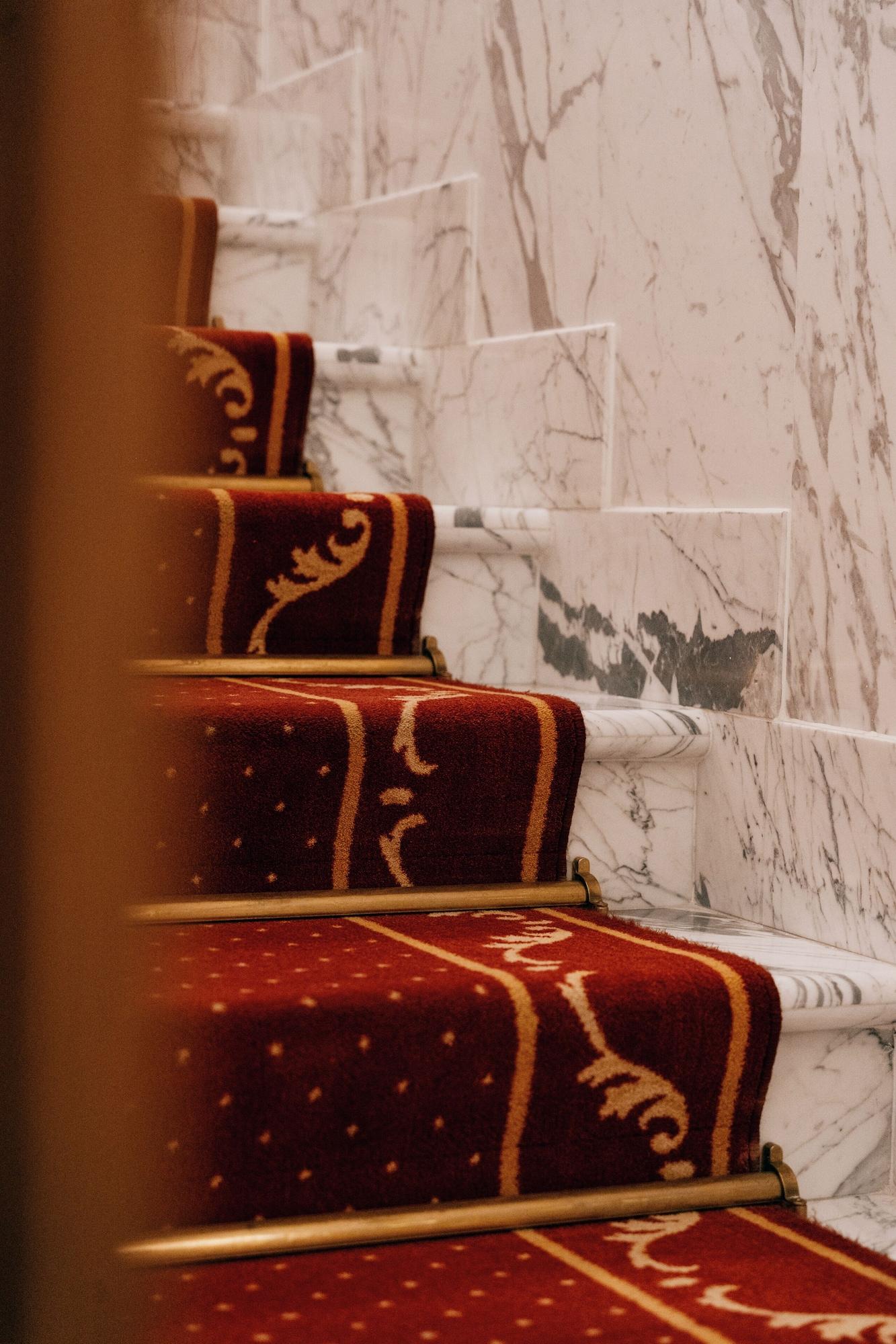 Varios Hotel Pantheon