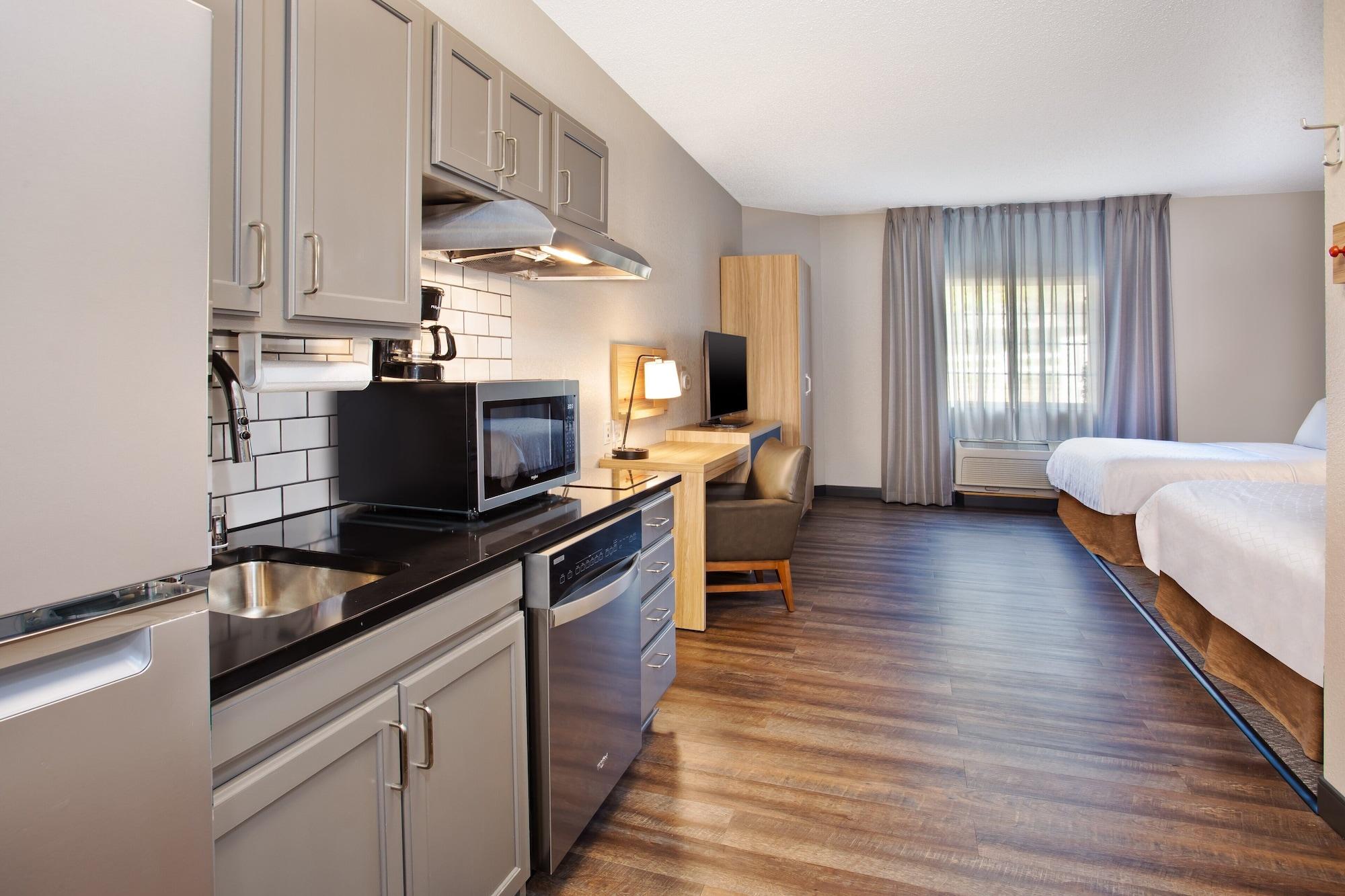 Equipamiento de Habitación Candlewood Suites Kenosha by IHG