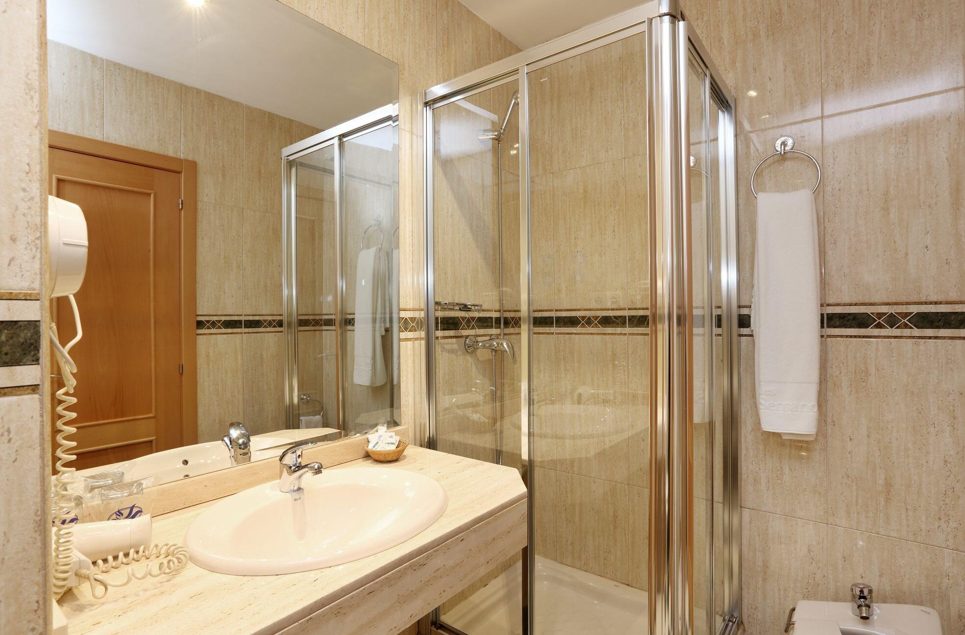 Equipamiento de Habitación Hostal Sil & Serranos