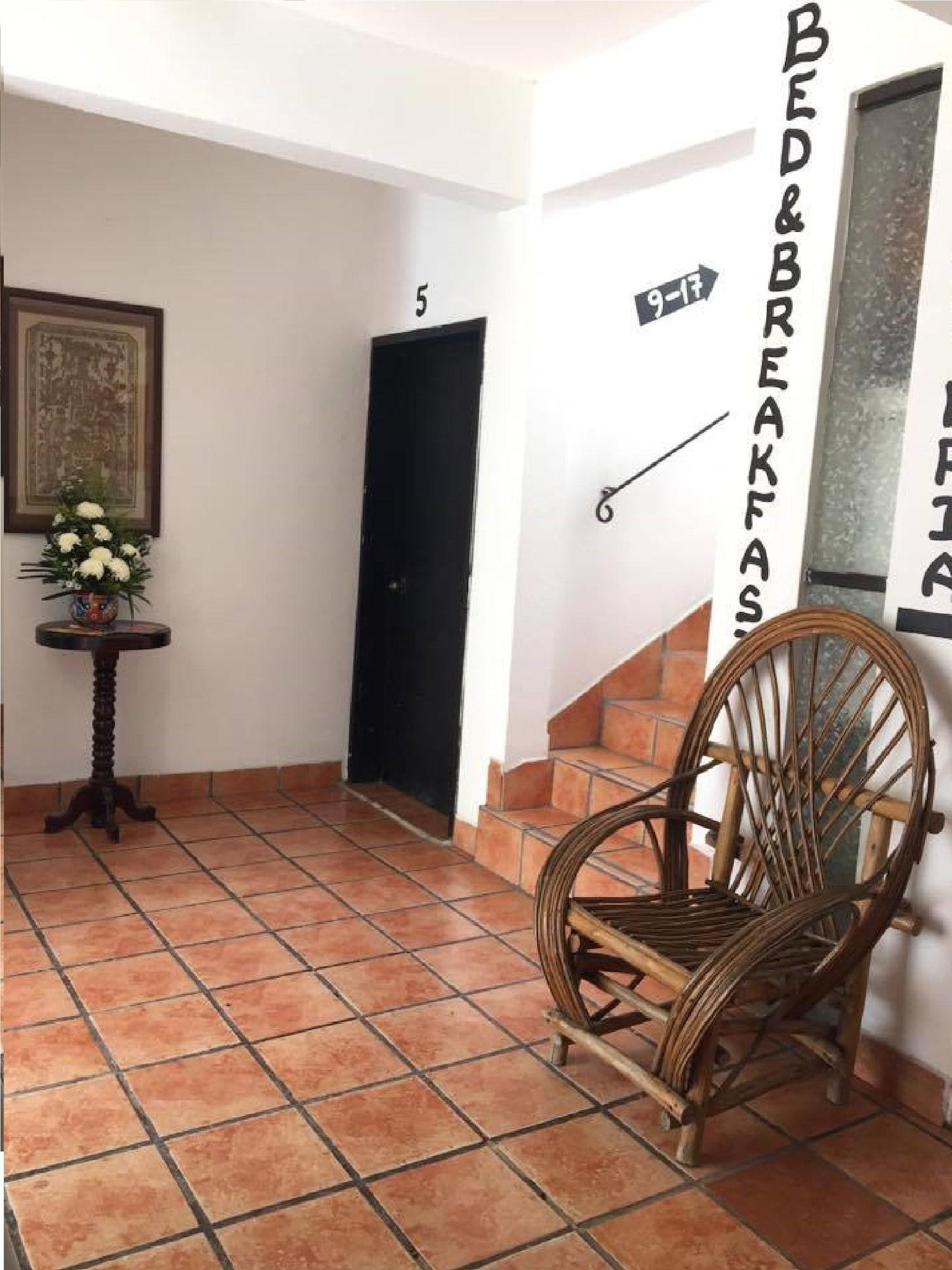 Vista Lobby Posada Kin