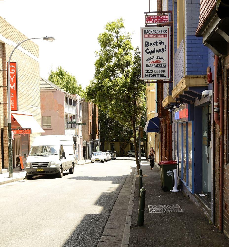 Vista Exterior Sydney Central Backpackers