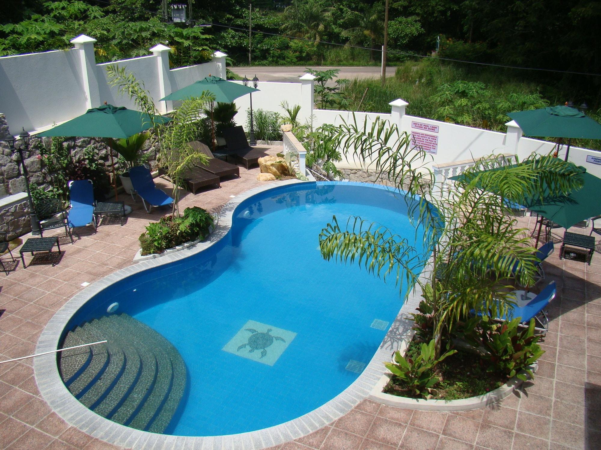 Vista Piscina Hanneman Holiday Residence