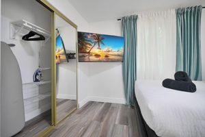 Alquiler Vacacional - Jungle Getaway Wynwood Massage shower BBQ Patio